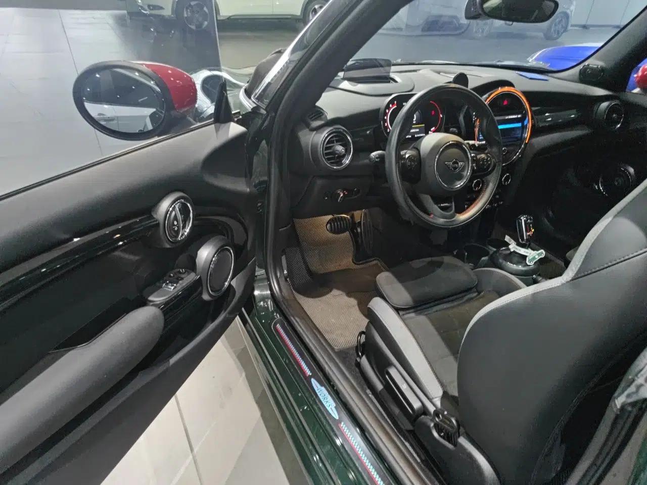MINI JCW 2021 2.0T JOHN COOPER WORKS ALL-IN — миниатюра 17