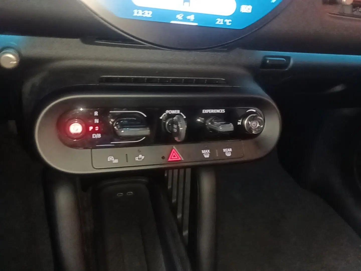 MINI Electric COOPER 2024 456km COOPER E Classic Edition — миниатюра 17