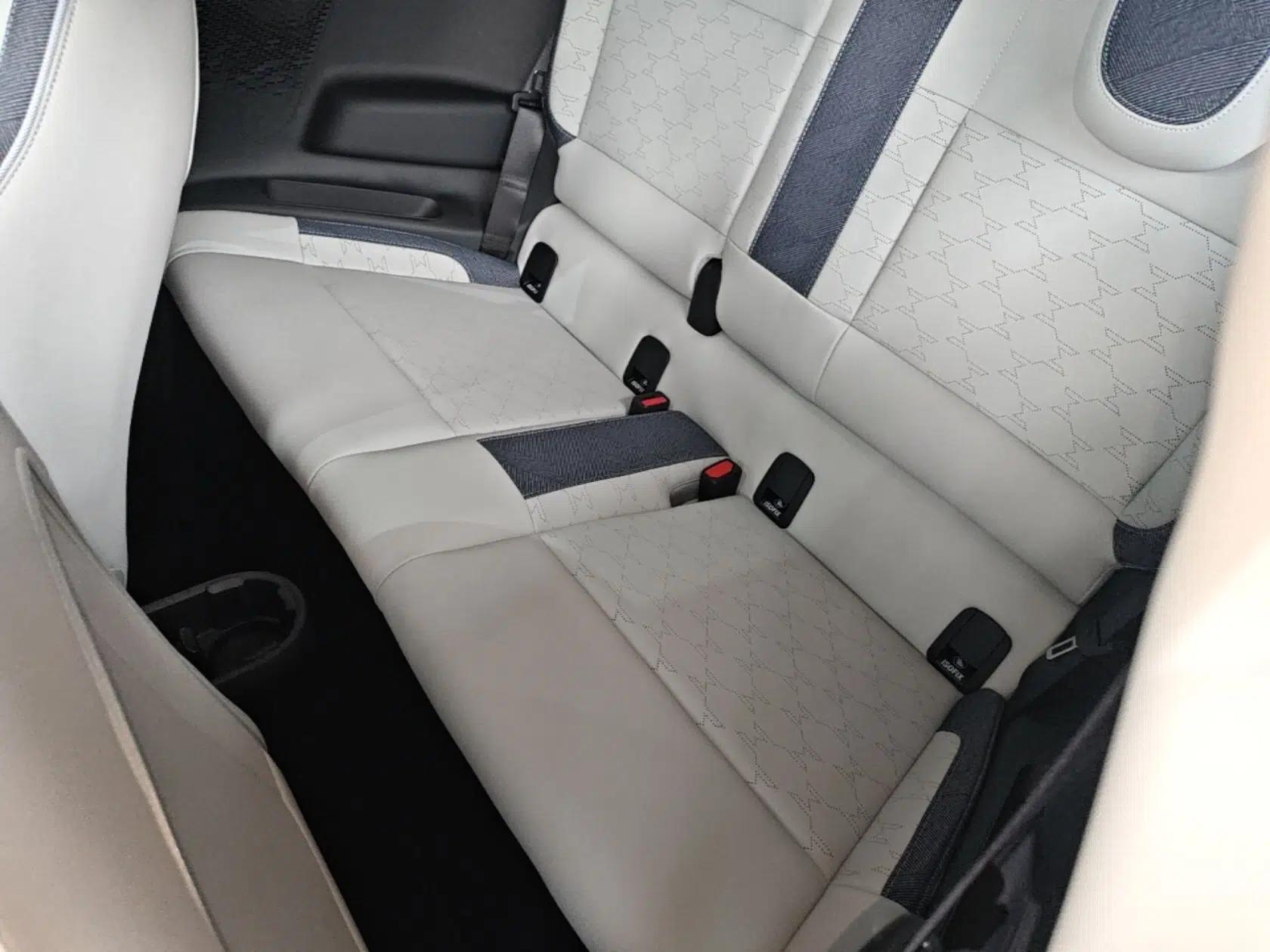 MINI Electric COOPER 2024 452km COOPER SE Artist — миниатюра 19