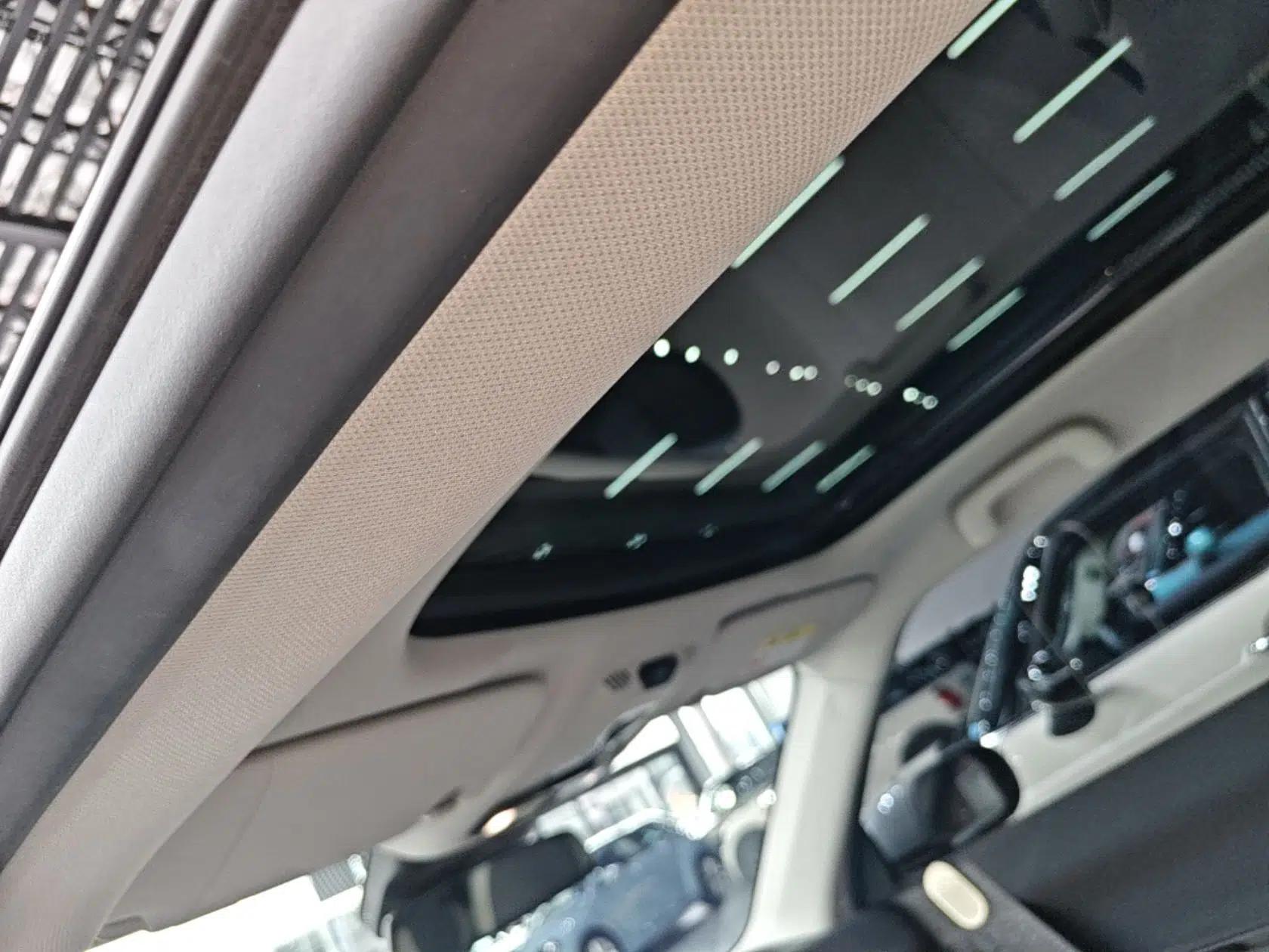 MINI Electric COOPER 2024 452km COOPER SE Artist — миниатюра 20