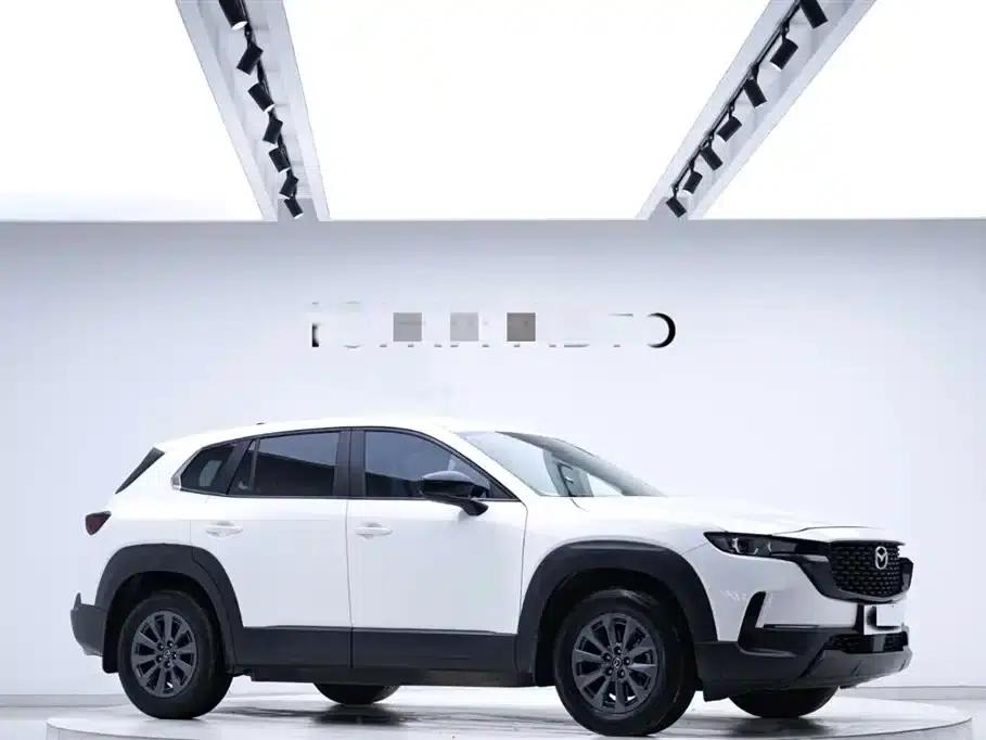 Mazda CX-50 2023 2.0L Driving Edition — миниатюра 6