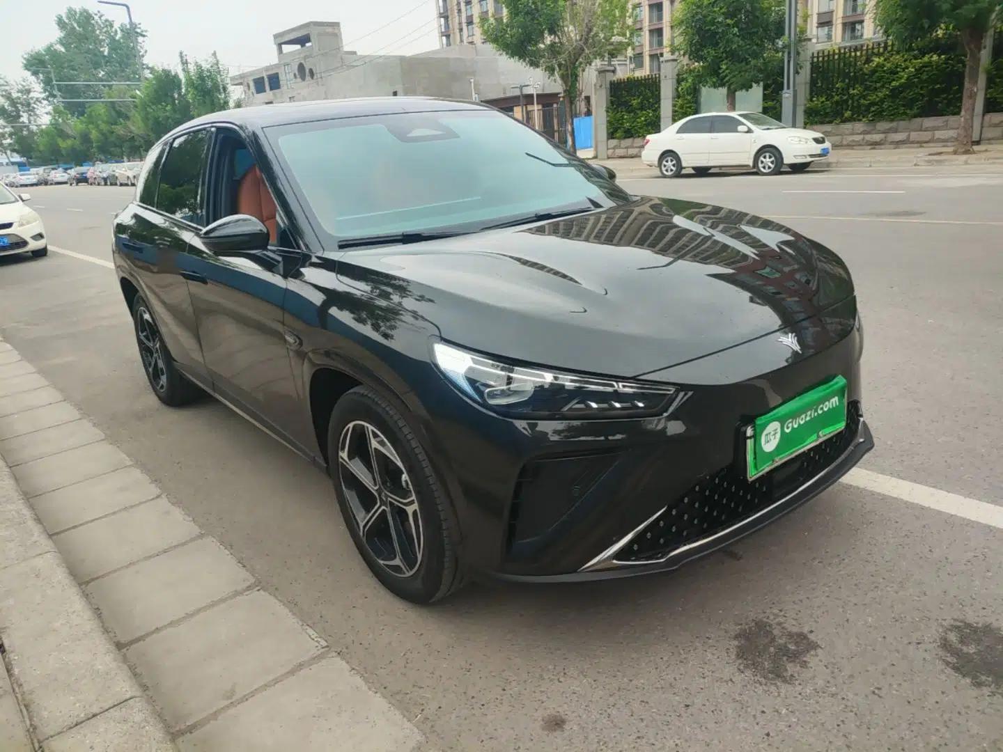 NETA L 2024 Extended-Range 310 Flash-Charge Red Edition — миниатюра 3
