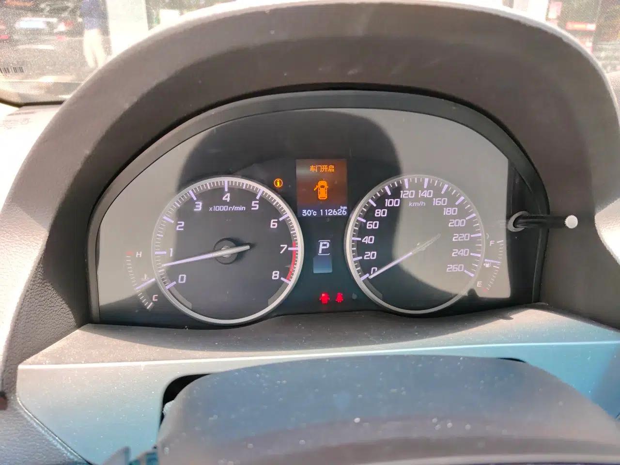 Acura RDX 2013 3.0L Two-Wheel Drive Elite Edition — миниатюра 13