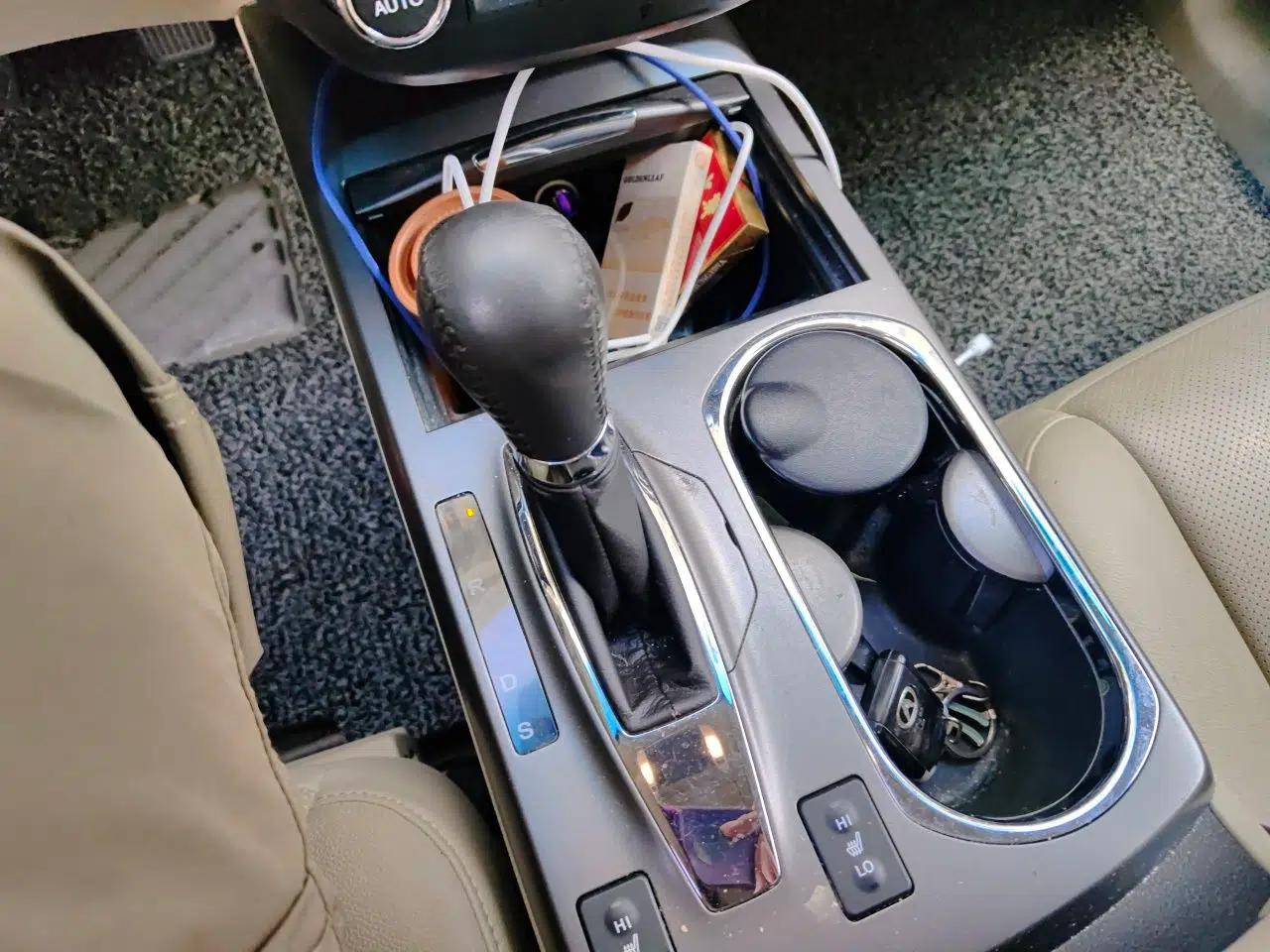 Acura RDX 2013 3.0L Two-Wheel Drive Elite Edition — миниатюра 15