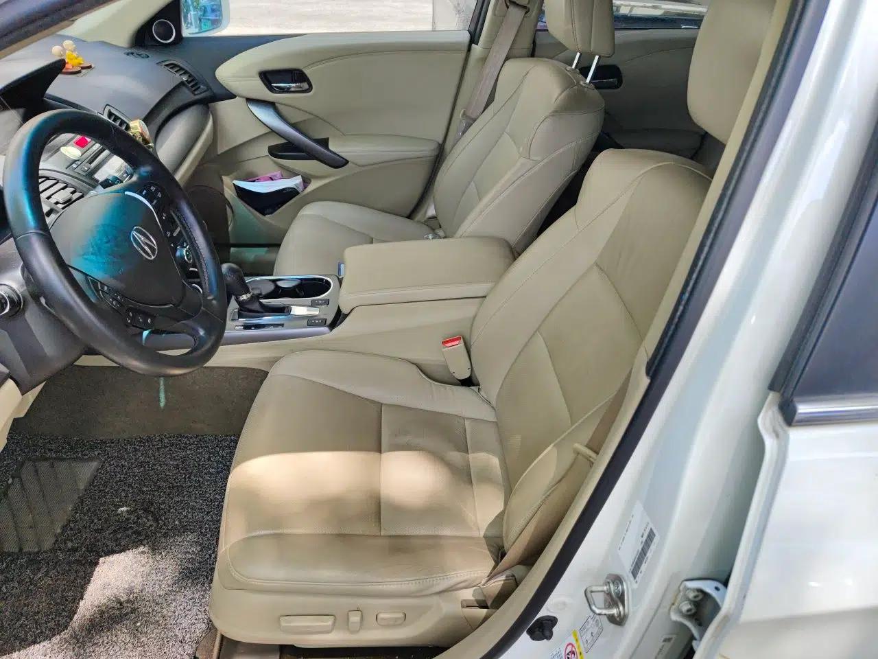 Acura RDX 2013 3.0L Two-Wheel Drive Elite Edition — миниатюра 16