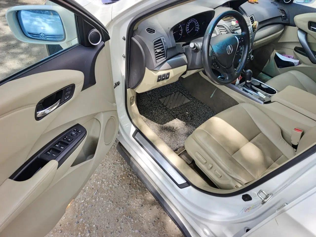 Acura RDX 2013 3.0L Two-Wheel Drive Elite Edition — миниатюра 17