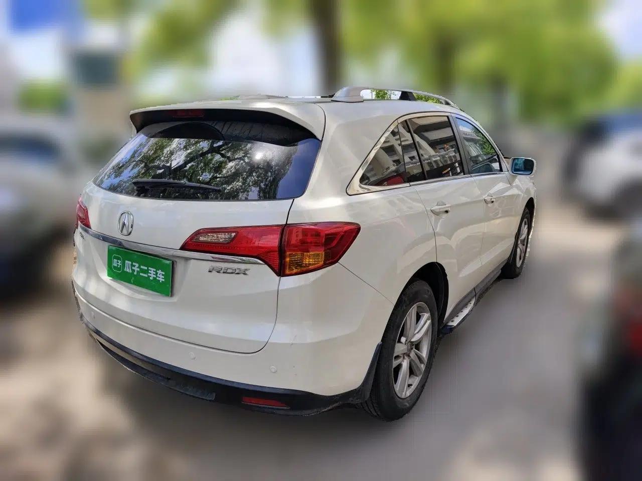 Acura RDX 2013 3.0L Two-Wheel Drive Elite Edition — миниатюра 6