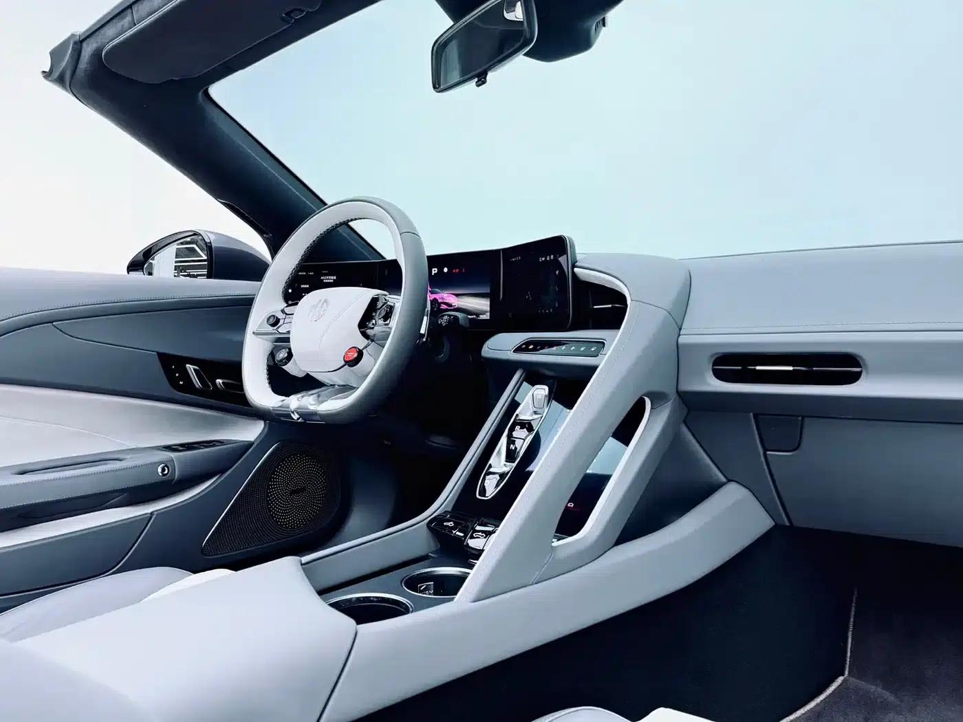 2024 MG Cyberster 520km Legendary AWD Edition — миниатюра 6