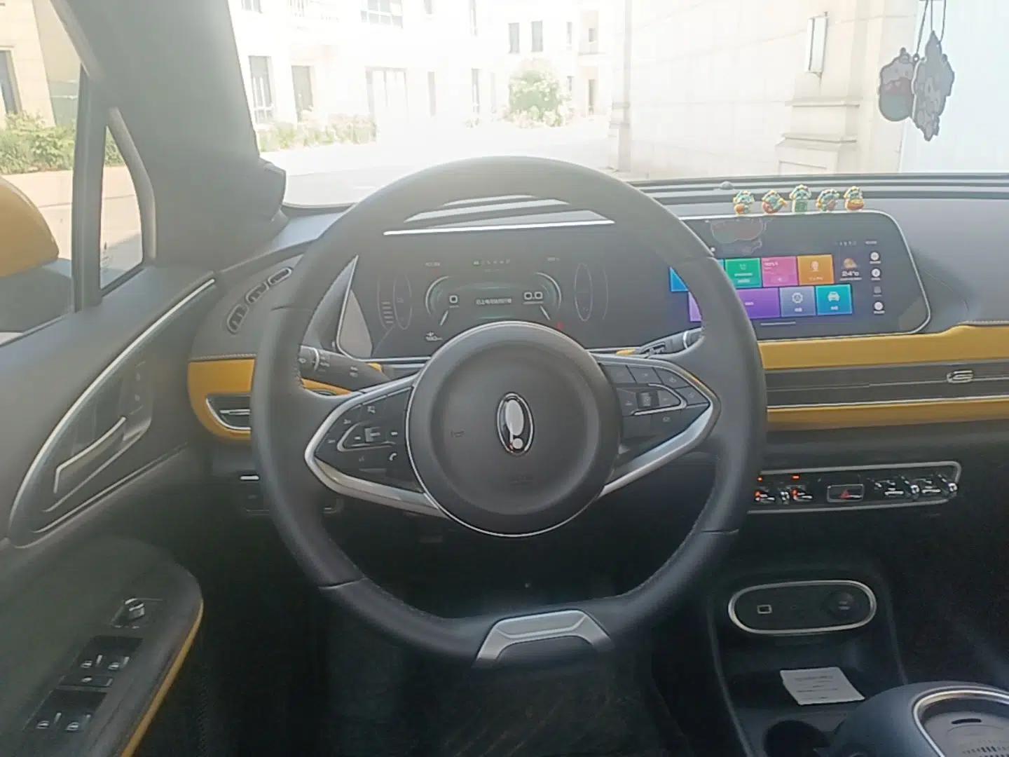 ORA Good Cat GT 2023 Mulan Edition 401km Prestige Version — миниатюра 14