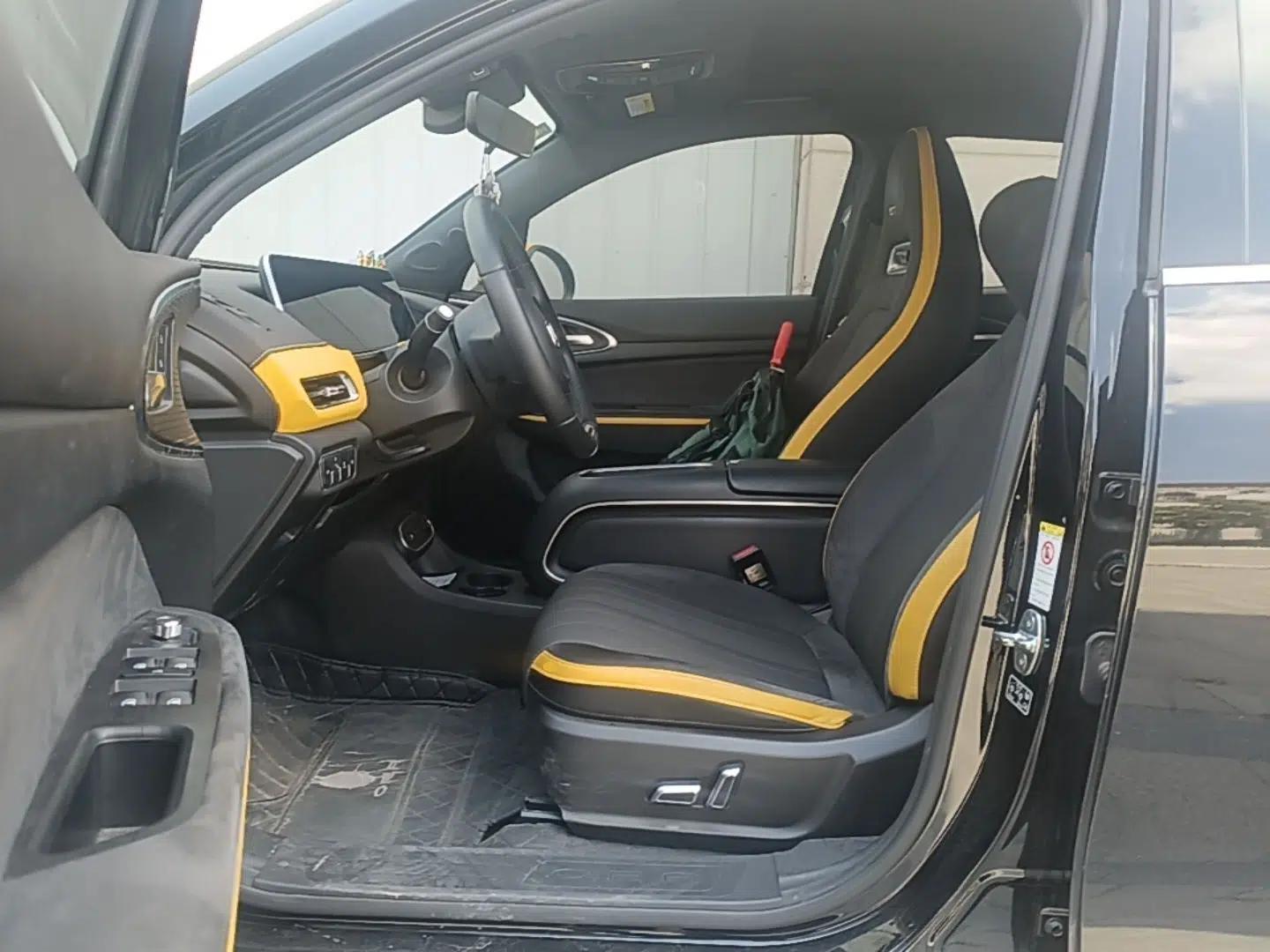 ORA Good Cat GT 2023 Mulan Edition 401km Prestige Version — миниатюра 19