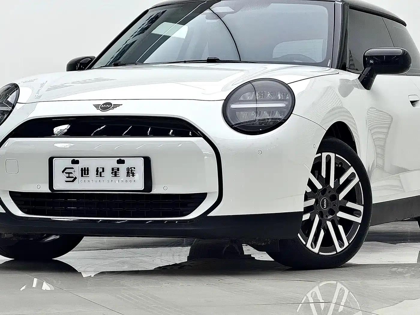 2025 Electric MINI Cooper (456km/h) - Cooper E Classic — миниатюра 11