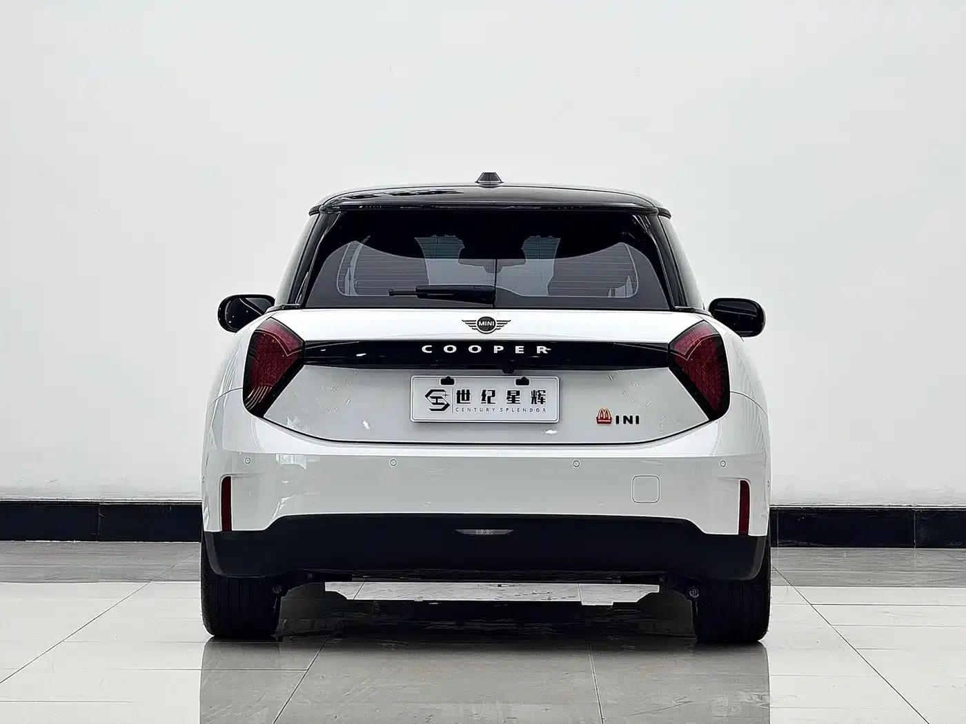 2025 Electric MINI Cooper (456km/h) - Cooper E Classic — миниатюра 10