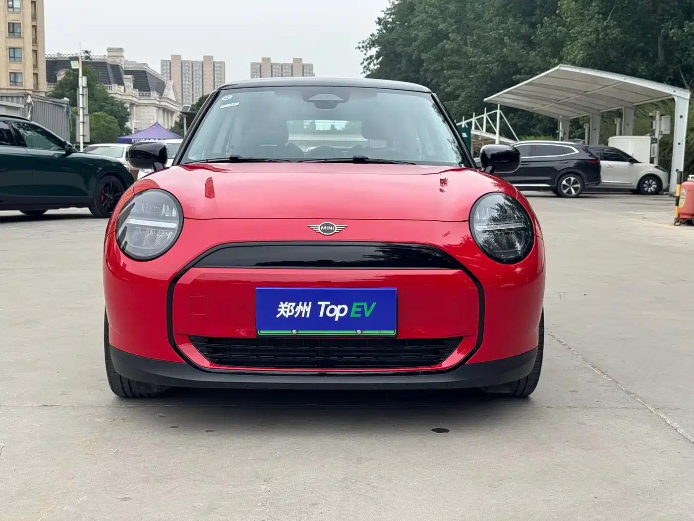 2024 Electric MINI Cooper (456km/h) - Classic Style — миниатюра 2