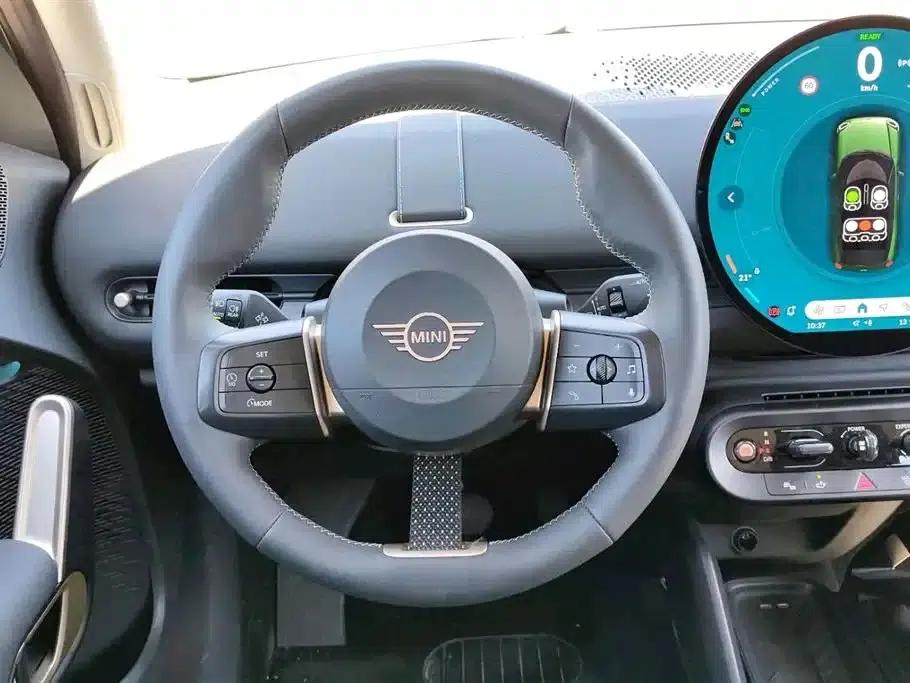 2025 Electric MINI Aceman E Classic — миниатюра 9