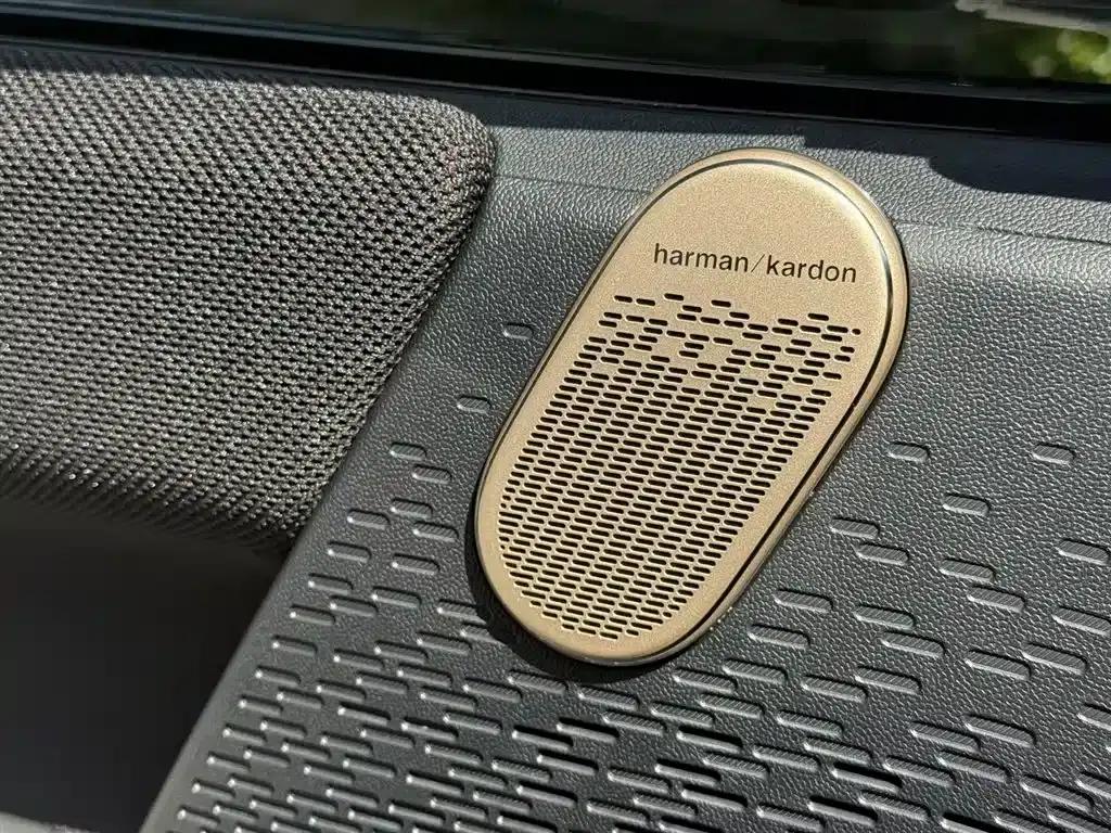 2025 JOHN COOPER WORKS Electric MINI JCW — миниатюра 8