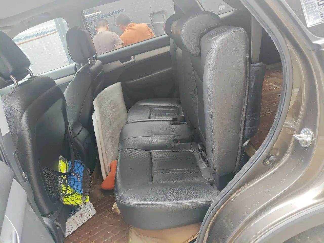 Kia Sorento 2013 2.4L 5-Seater Gasoline Luxury Version China IV Standard — миниатюра 18