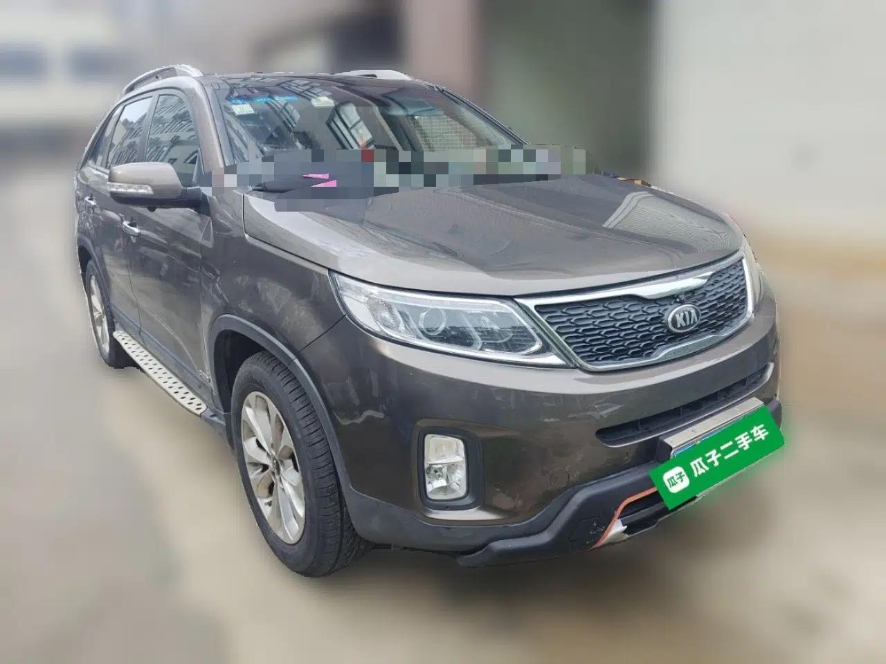 Kia Sorento 2013 2.4L 5-Seater Gasoline Luxury Version China IV Standard — миниатюра 3