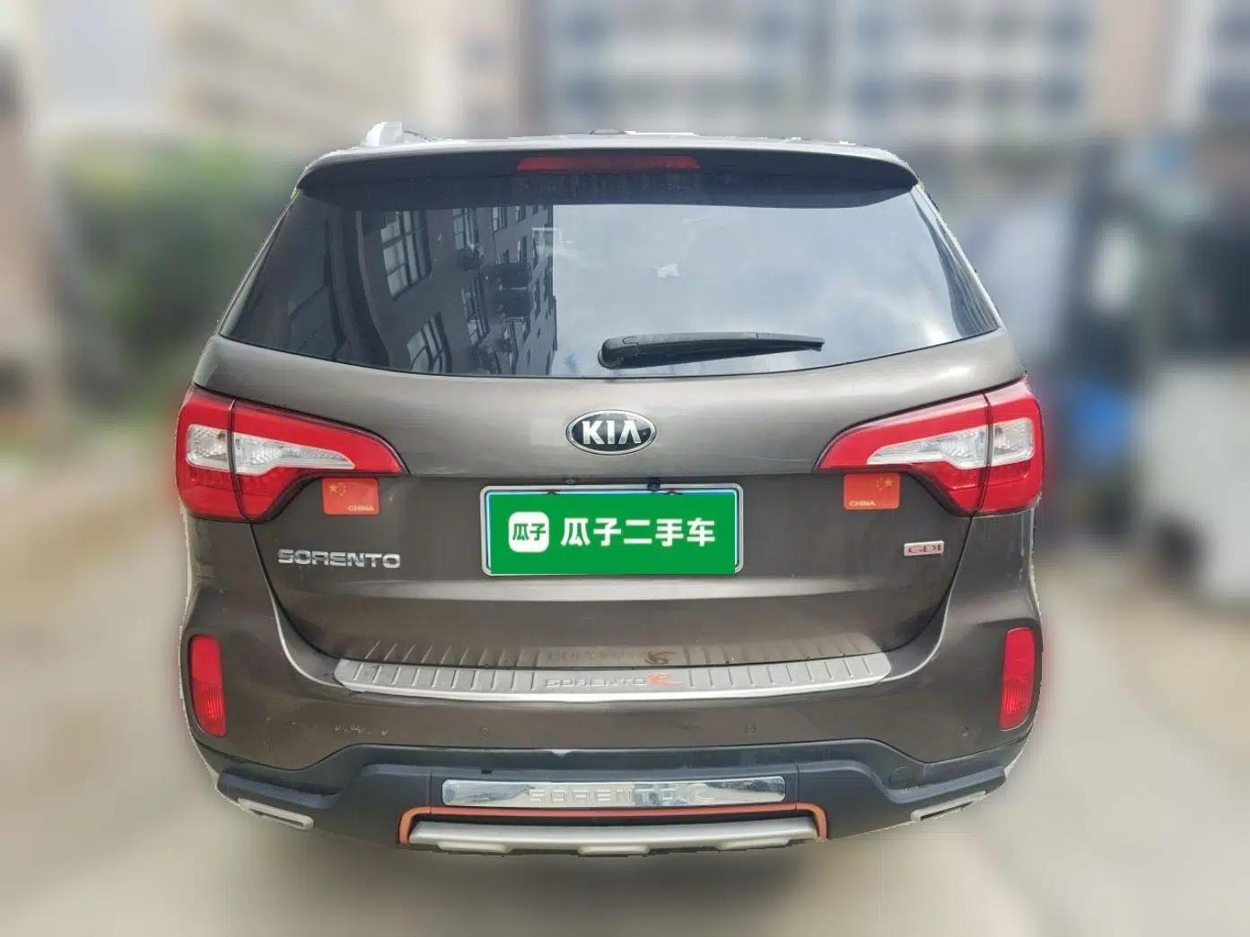 Kia Sorento 2013 2.4L 5-Seater Gasoline Luxury Version China IV Standard — миниатюра 5