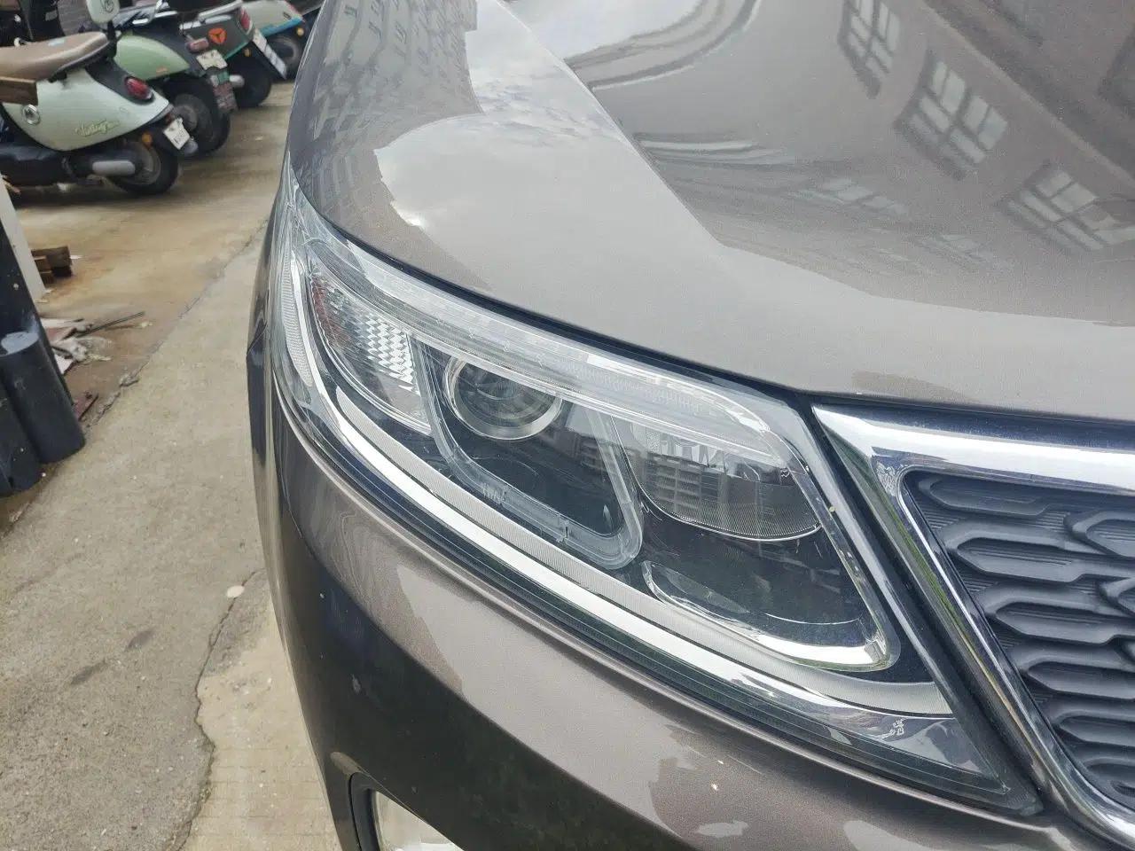 Kia Sorento 2013 2.4L 5-Seater Gasoline Luxury Version China IV Standard — миниатюра 7