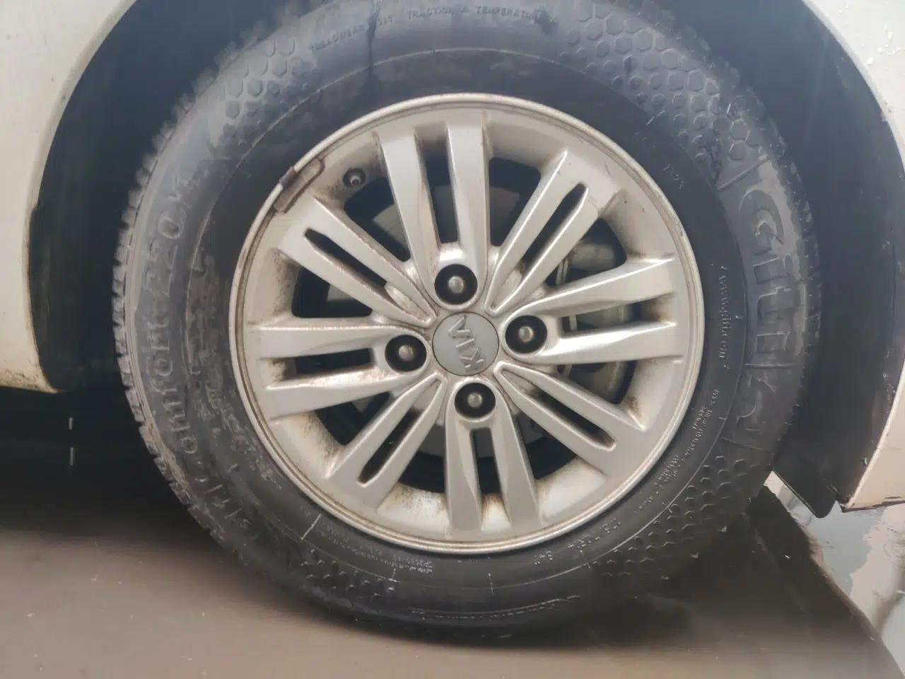 Kia Pegas 2017 1.4L Manual Value Edition — миниатюра 8