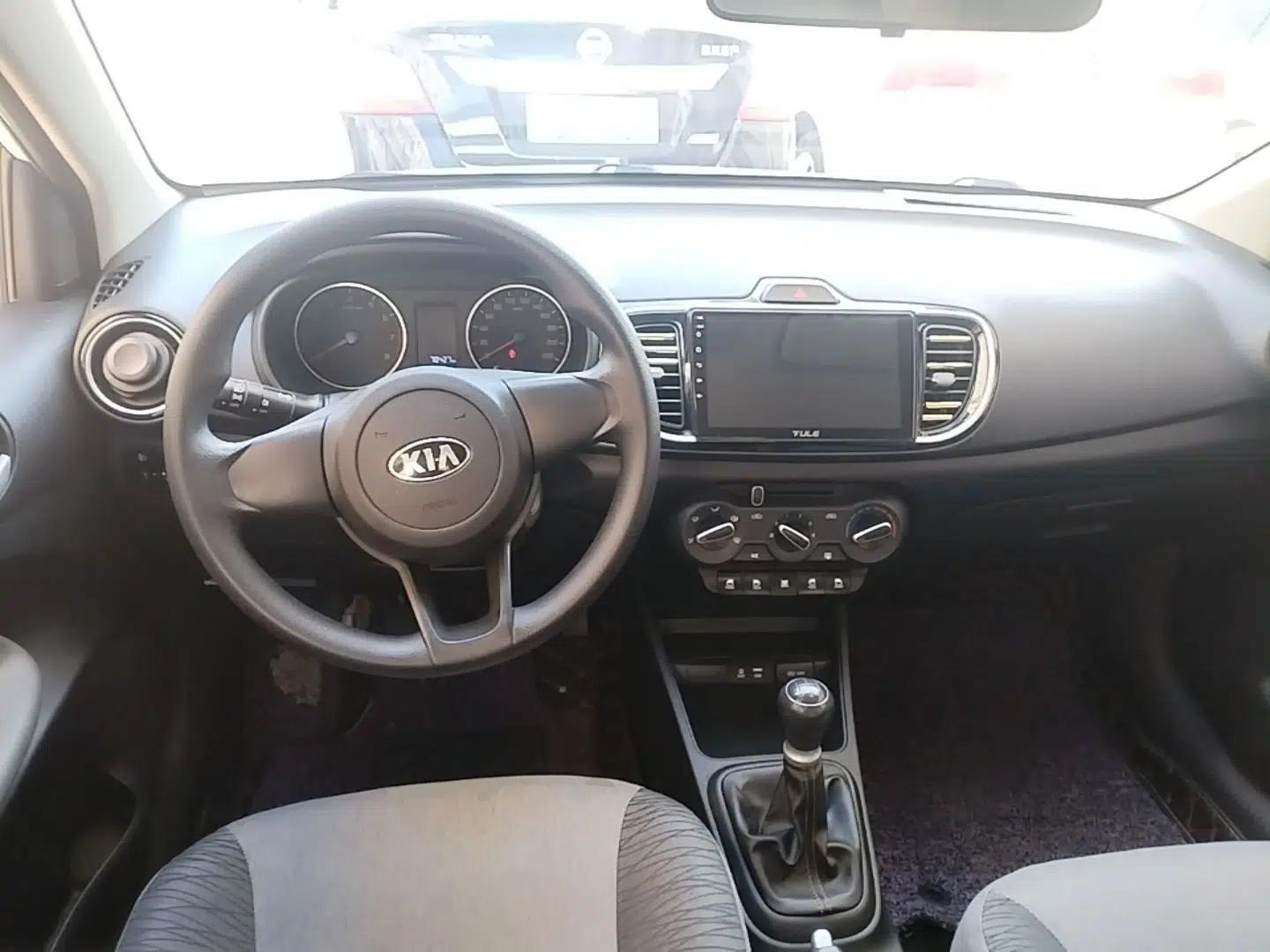 Kia Pegas 2017 1.4L Manual Fashion Edition Smart — миниатюра 12