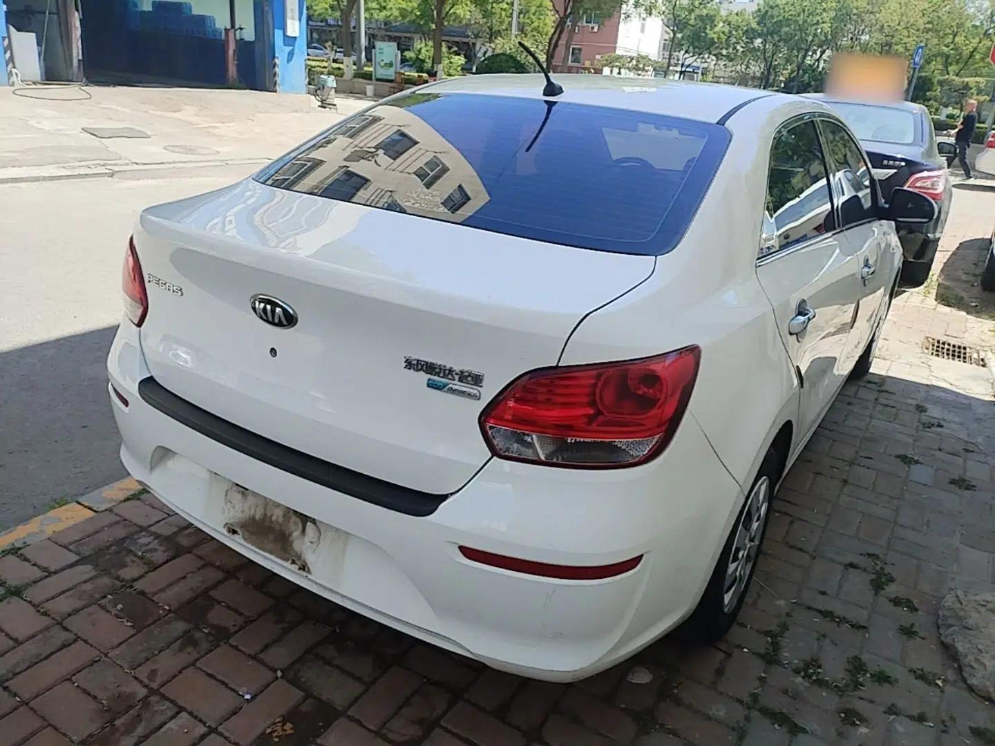 Kia Pegas 2017 1.4L Manual Fashion Edition Smart — миниатюра 4