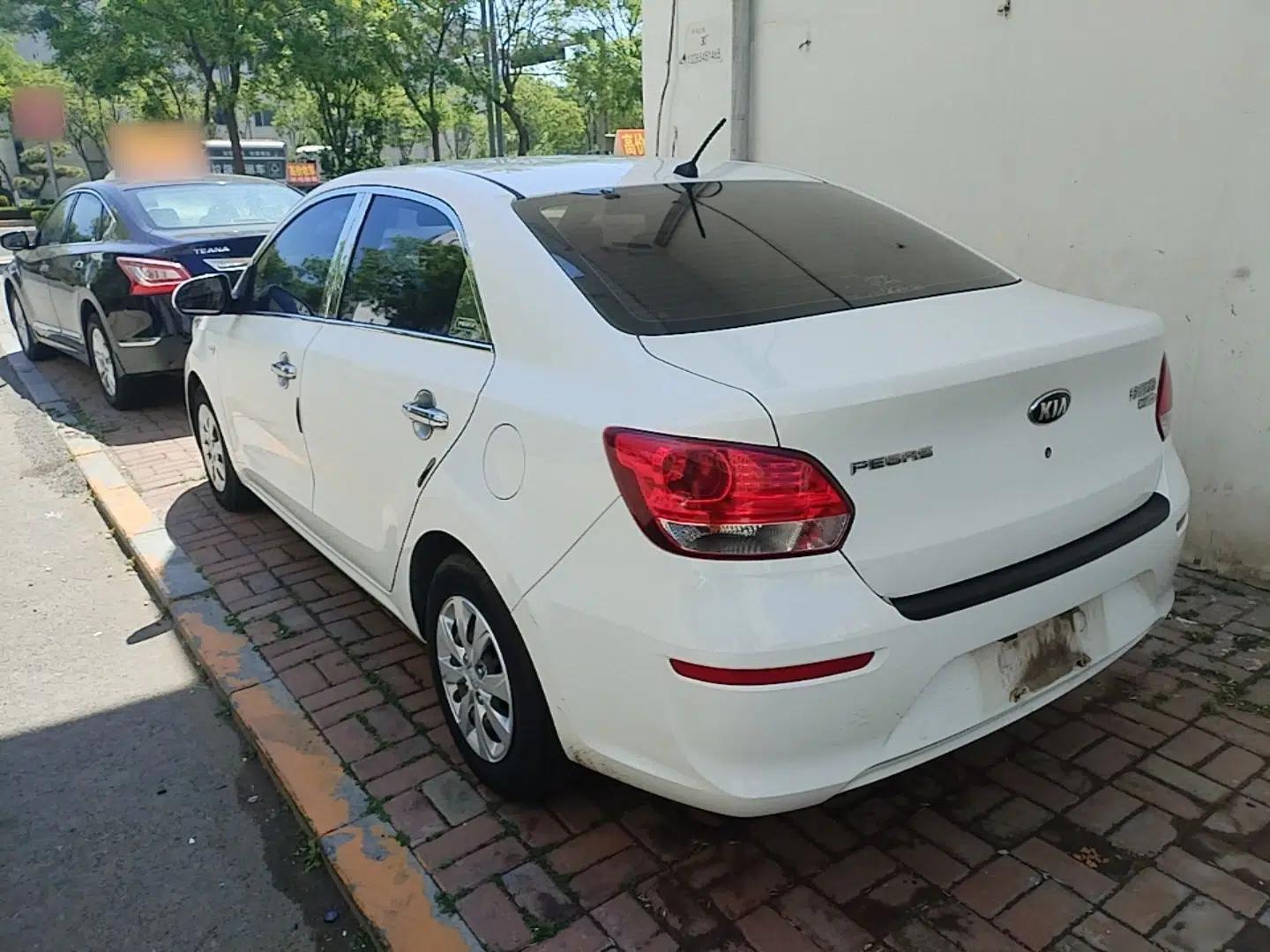 Kia Pegas 2017 1.4L Manual Fashion Edition Smart — миниатюра 7