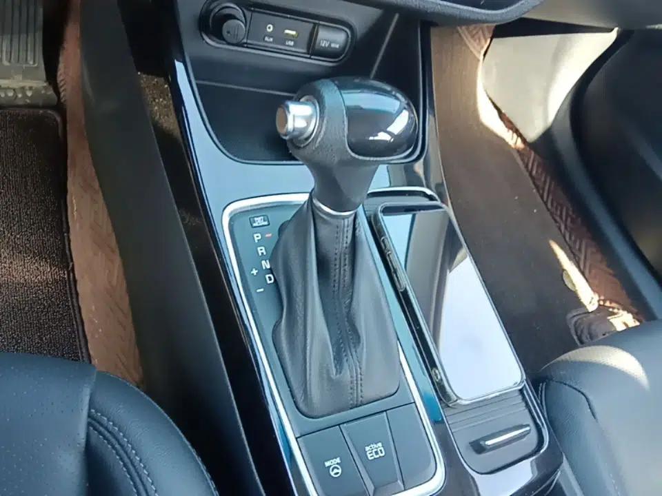 Kia K4 2017 1.8L Automatic GLS Special — миниатюра 17