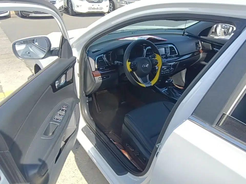 Kia K4 2017 1.8L Automatic GLS Special — миниатюра 19