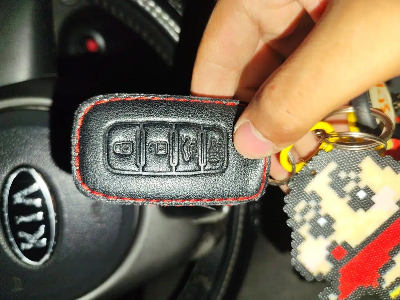 Kia Forte 2011 1.6L AT Premium — миниатюра 9