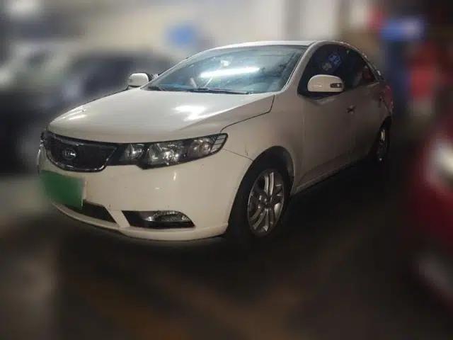 Kia Forte 2011 1.6L AT Premium