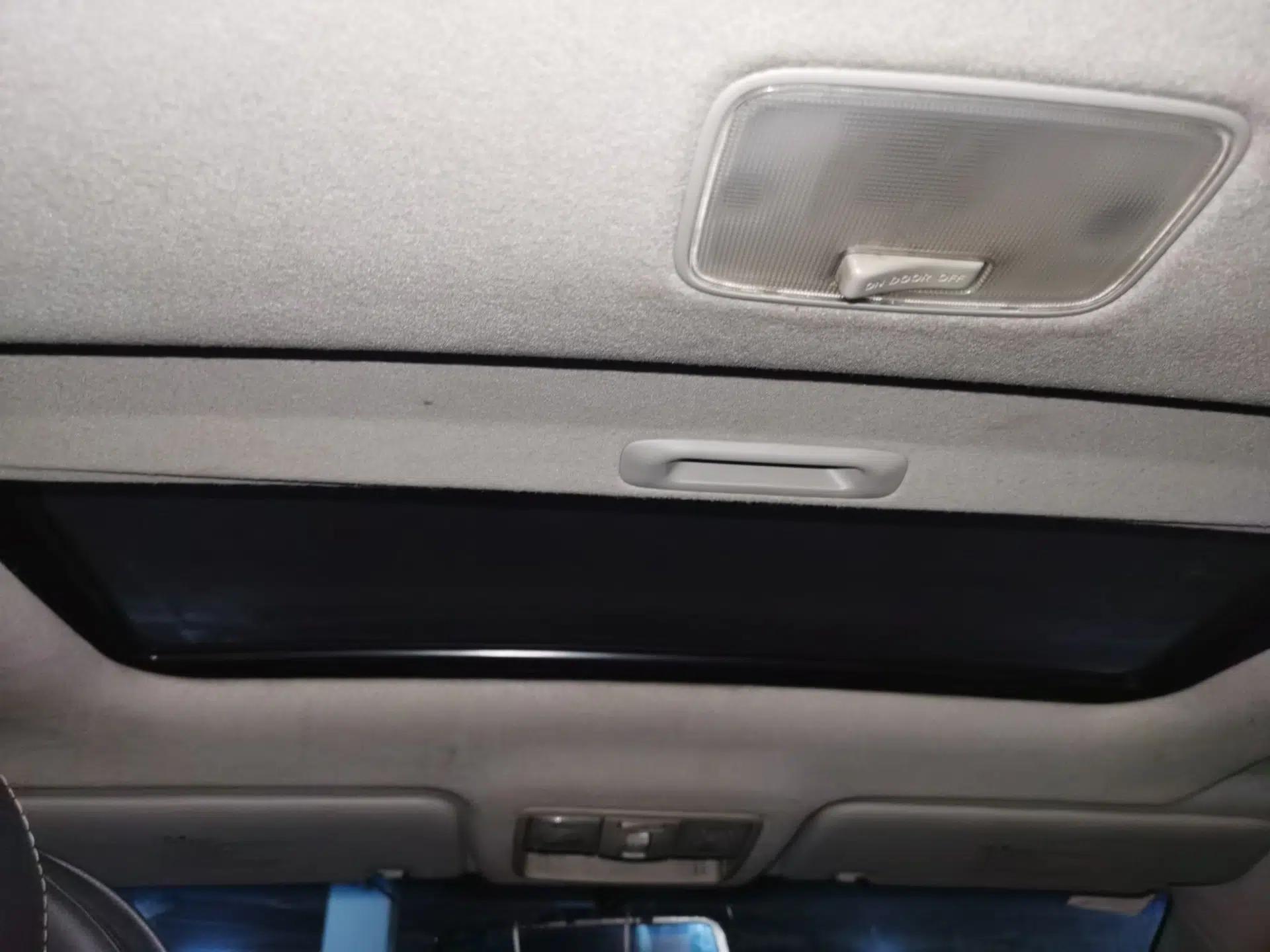 Kia Forte 2012 1.6L AT Premium Commemorative Edition — миниатюра 19