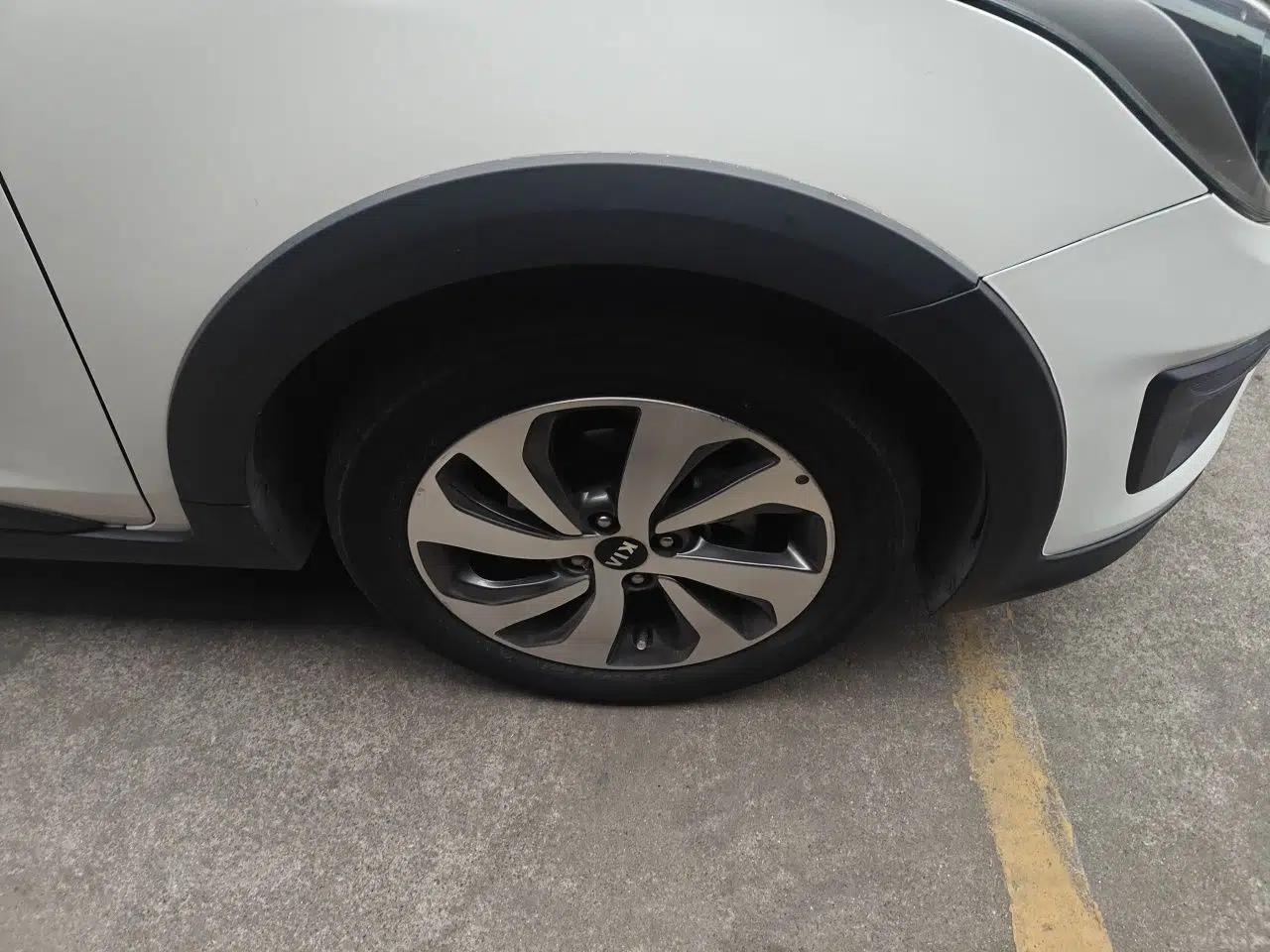 Kia KX Cross 2017 1.4L AT GLS — миниатюра 8