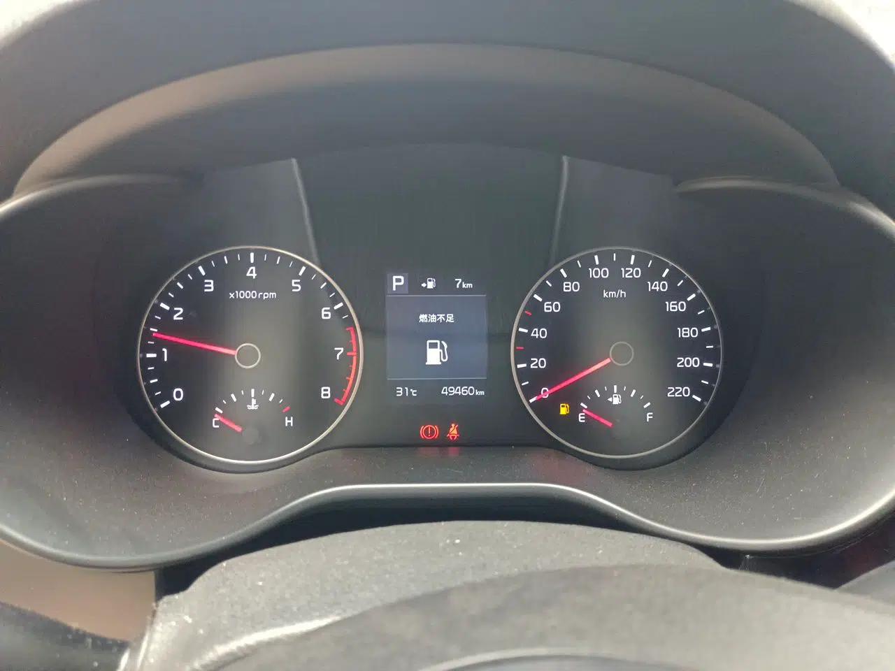 Kia KX Cross 2018 1.6L Automatic Dynamic Sunroof Version — миниатюра 12