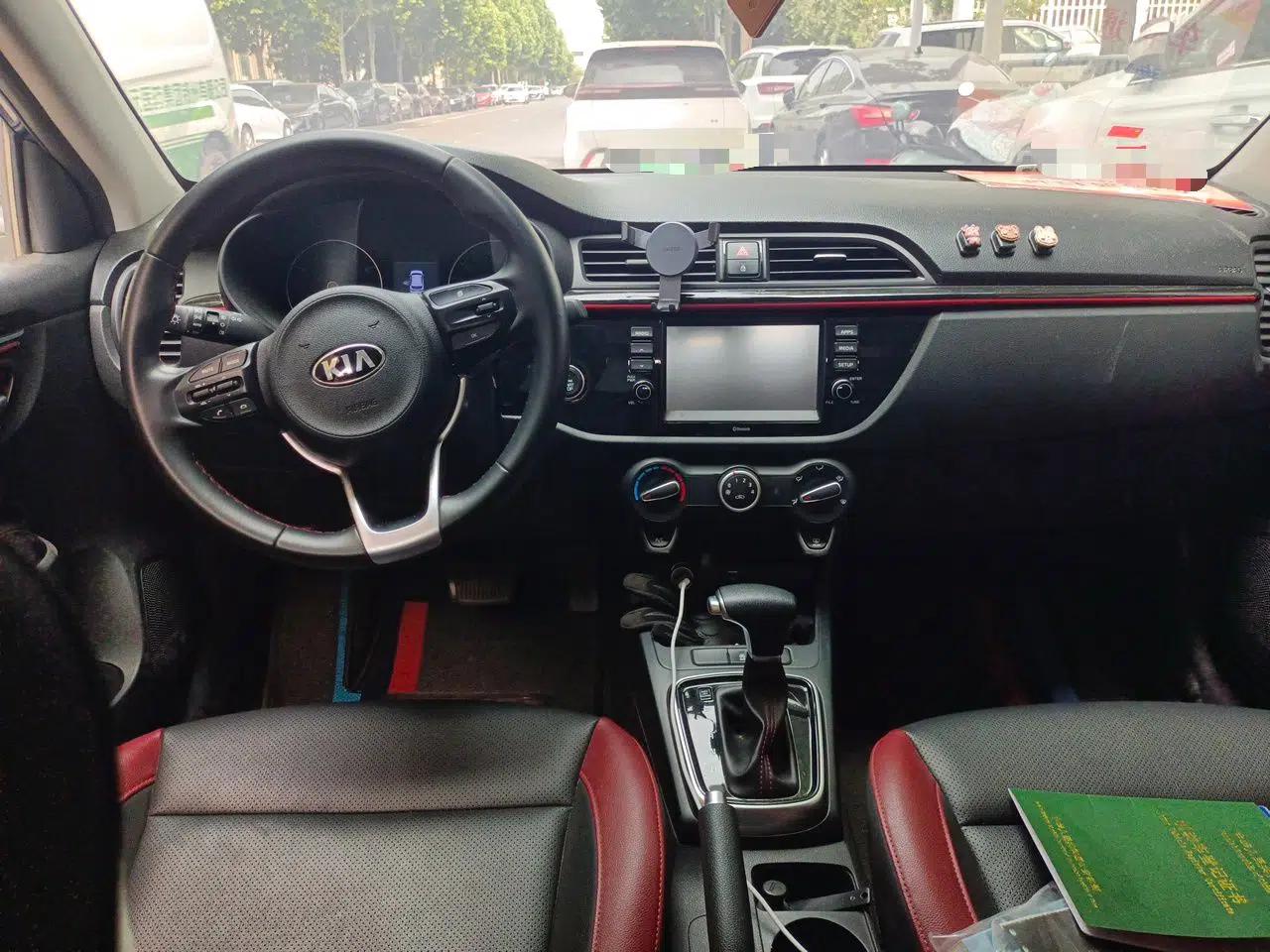 Kia KX Cross 2018 1.6L Automatic Dynamic Sunroof Version — миниатюра 10