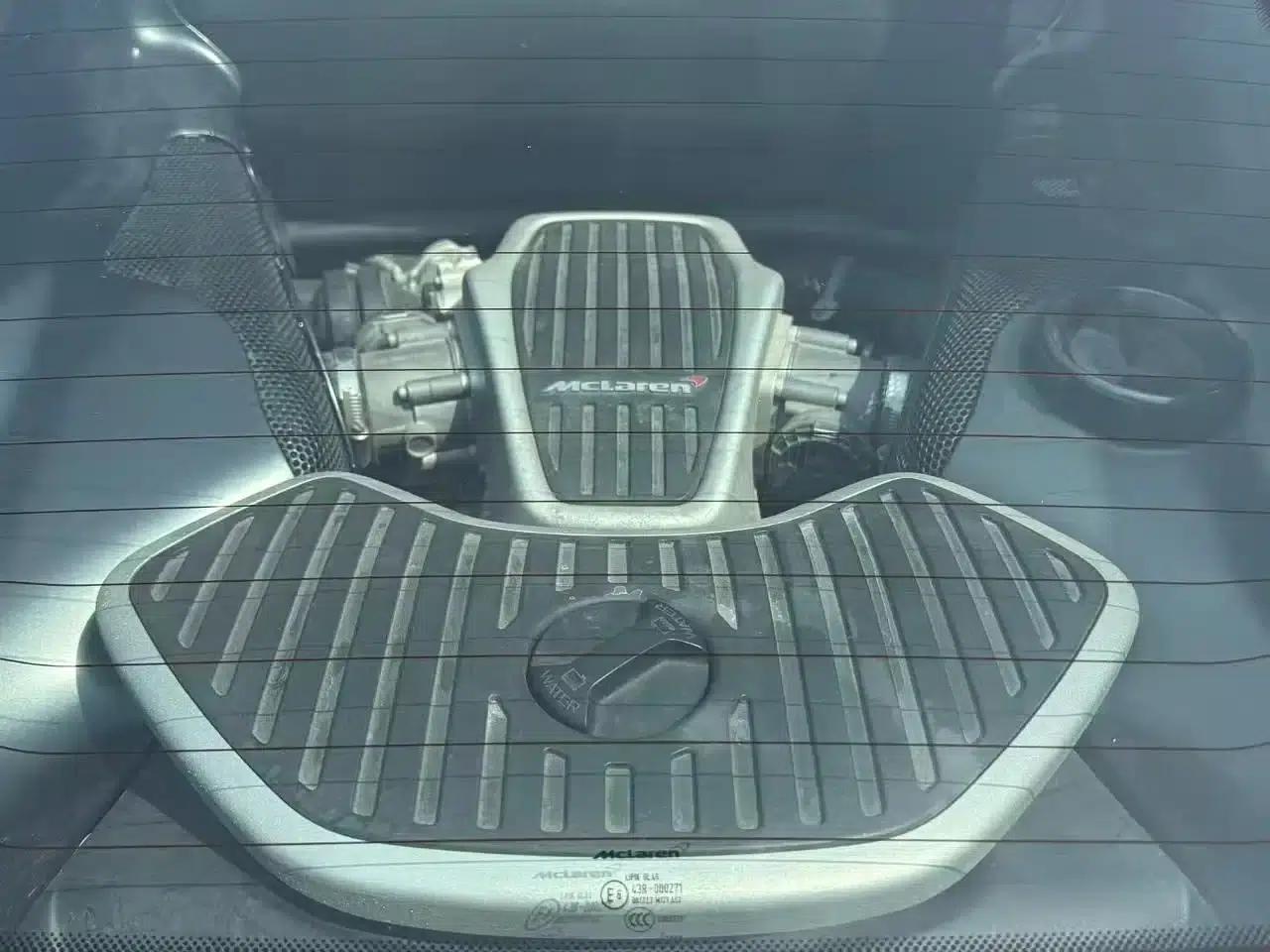 McLaren 12C 2013 3.8T Coupe — миниатюра 13