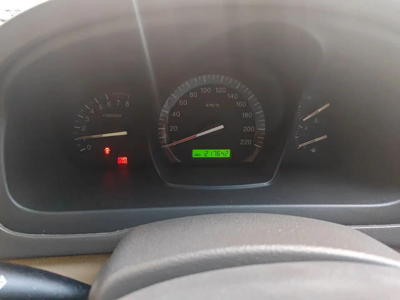 Kia Cerato 2010 1.6L MT GL — миниатюра 12