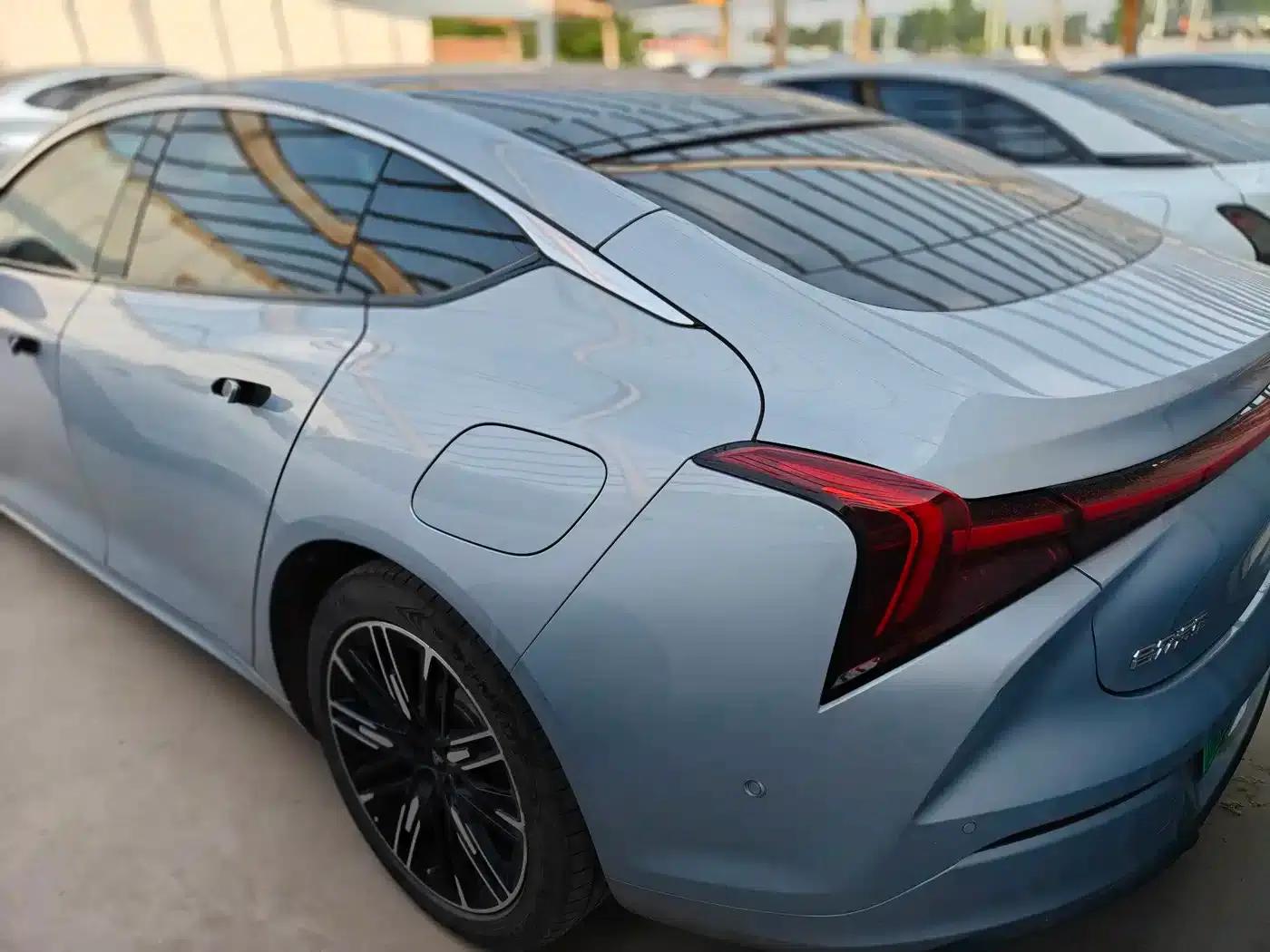 Nezha S 2022 Range Extended Version 1160km Rear-Wheel Drive Large Version — миниатюра 9