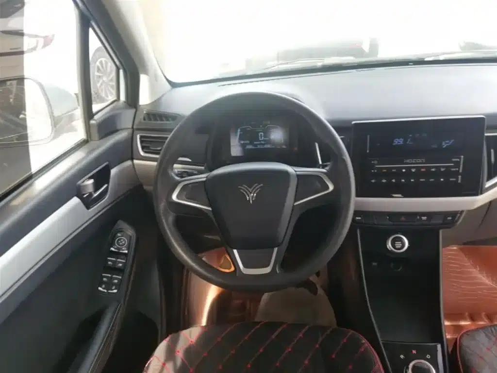 Nezha N01 2019 Model 380V — миниатюра 11