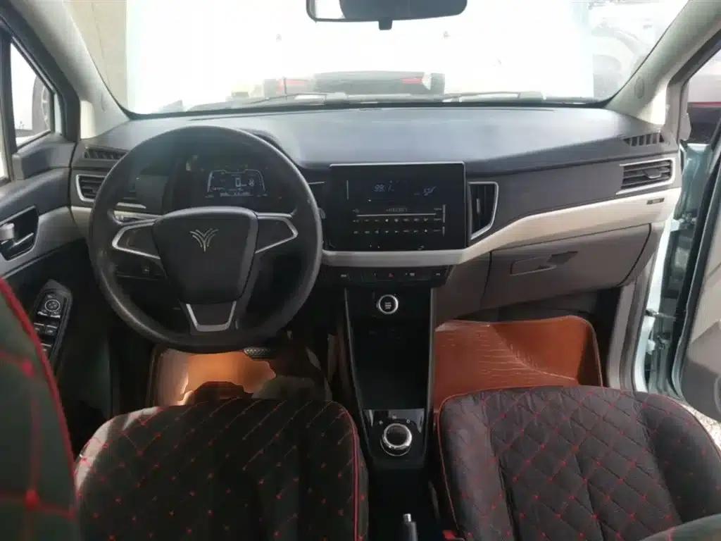 Nezha N01 2019 Model 380V — миниатюра 10