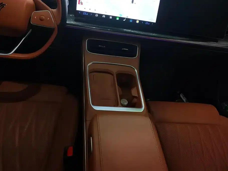 Nezha L 2024 Range Extended 220 Premium Edition — миниатюра 16