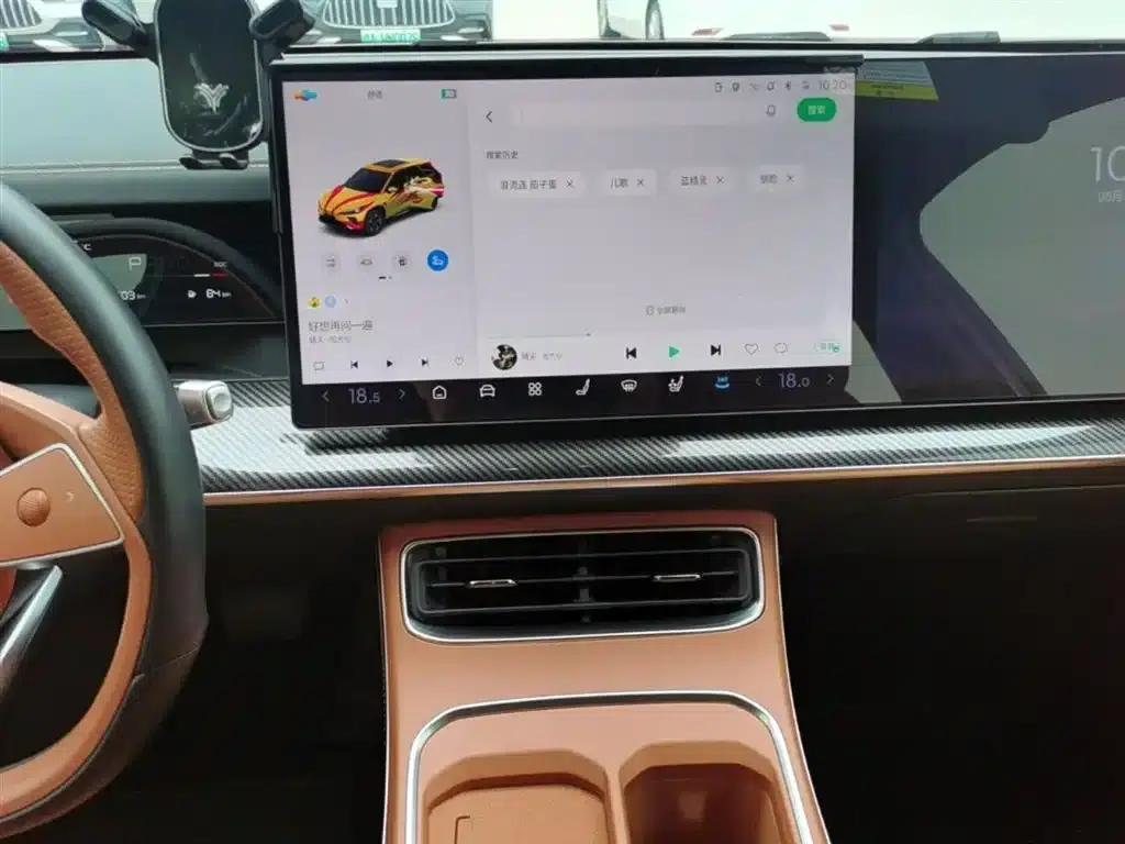 Nezha L 2024 Range Extender 310 Flash Charge Red Edition — миниатюра 13