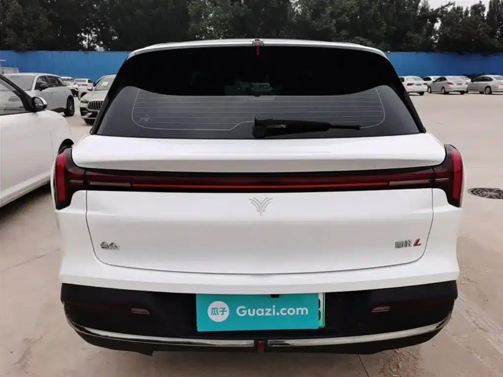 Nezha L 2024 Range Extender 310 Flash Charge Red Edition — миниатюра 6