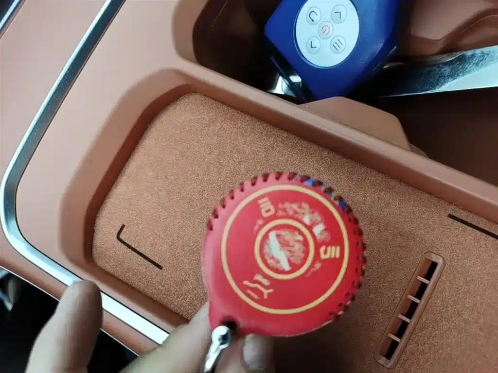 Nezha L 2024 Range Extender 310 Flash Charge Red Edition — миниатюра 9
