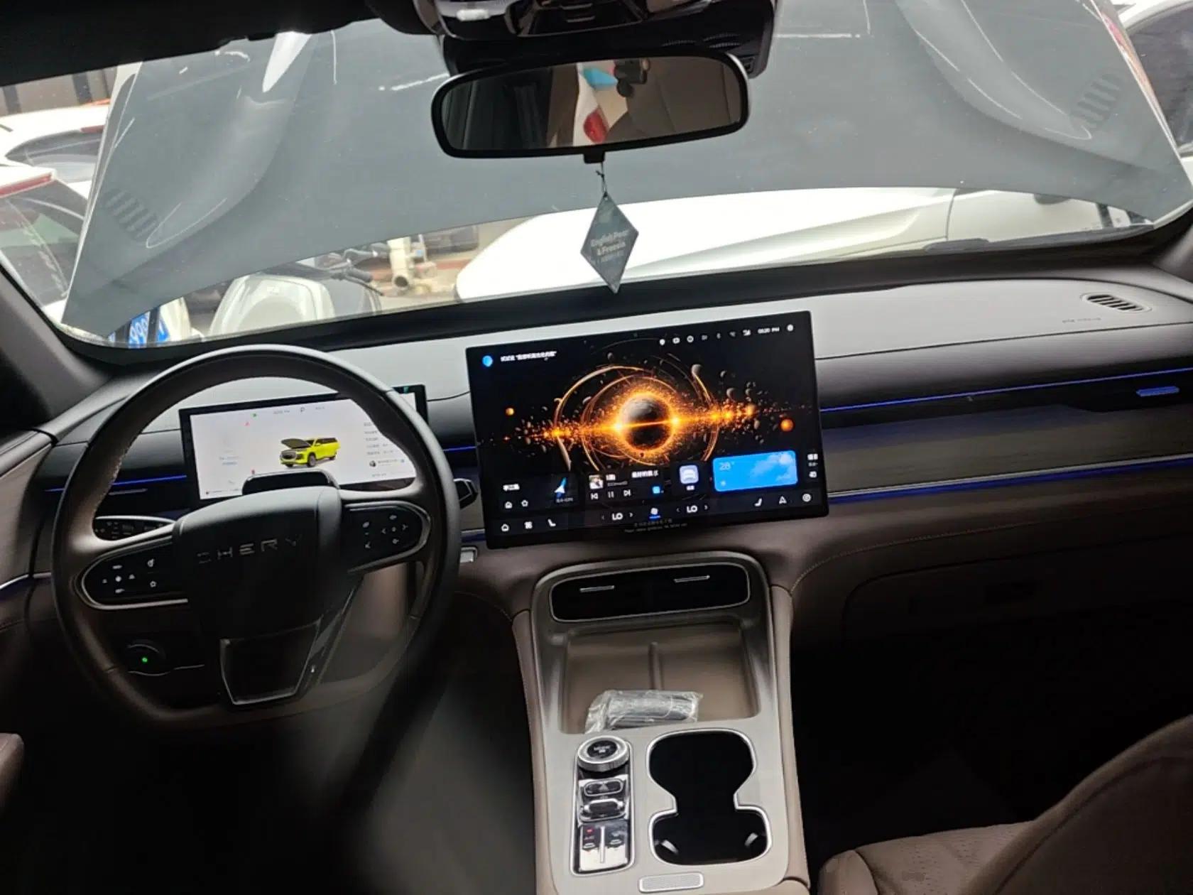 Chery Tiggo 8 PLUS 2025 290TGDI DCT Prestige 5-Seater — миниатюра 13