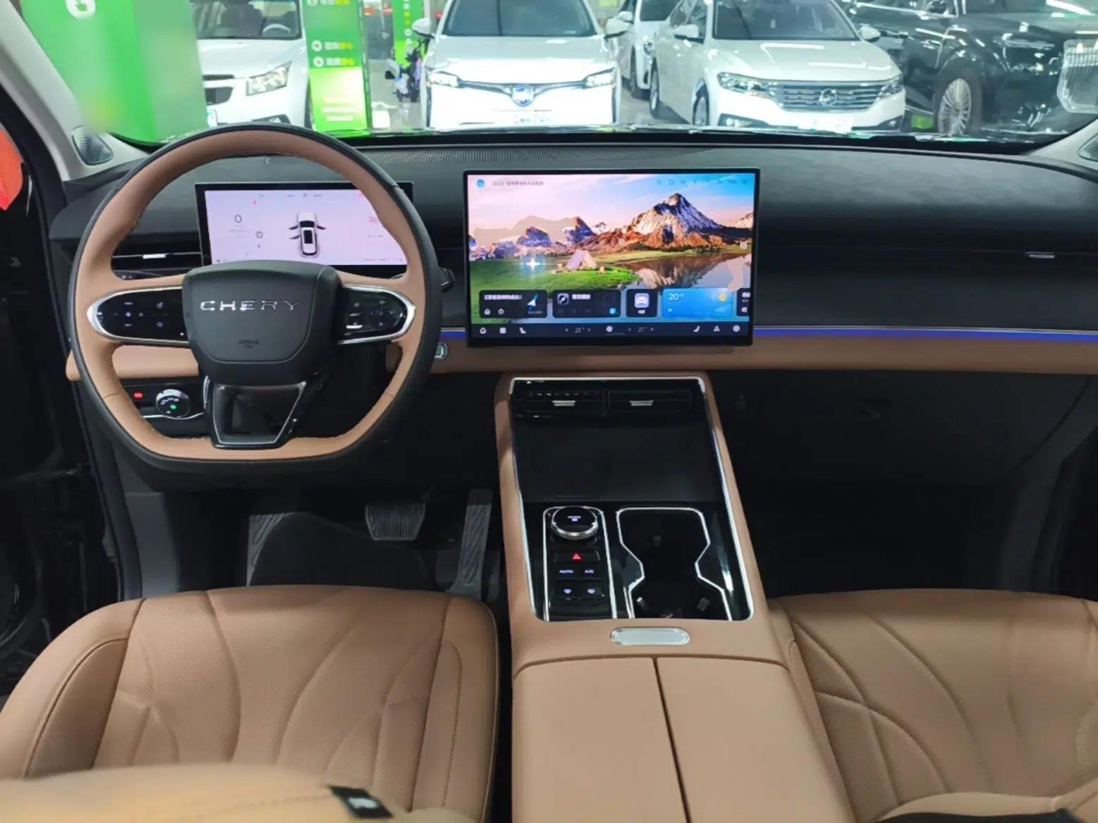 Chery Tiggo 8 L 2024 2.0T Two-Wheel Drive Luxury Edition 5 Seats — миниатюра 13