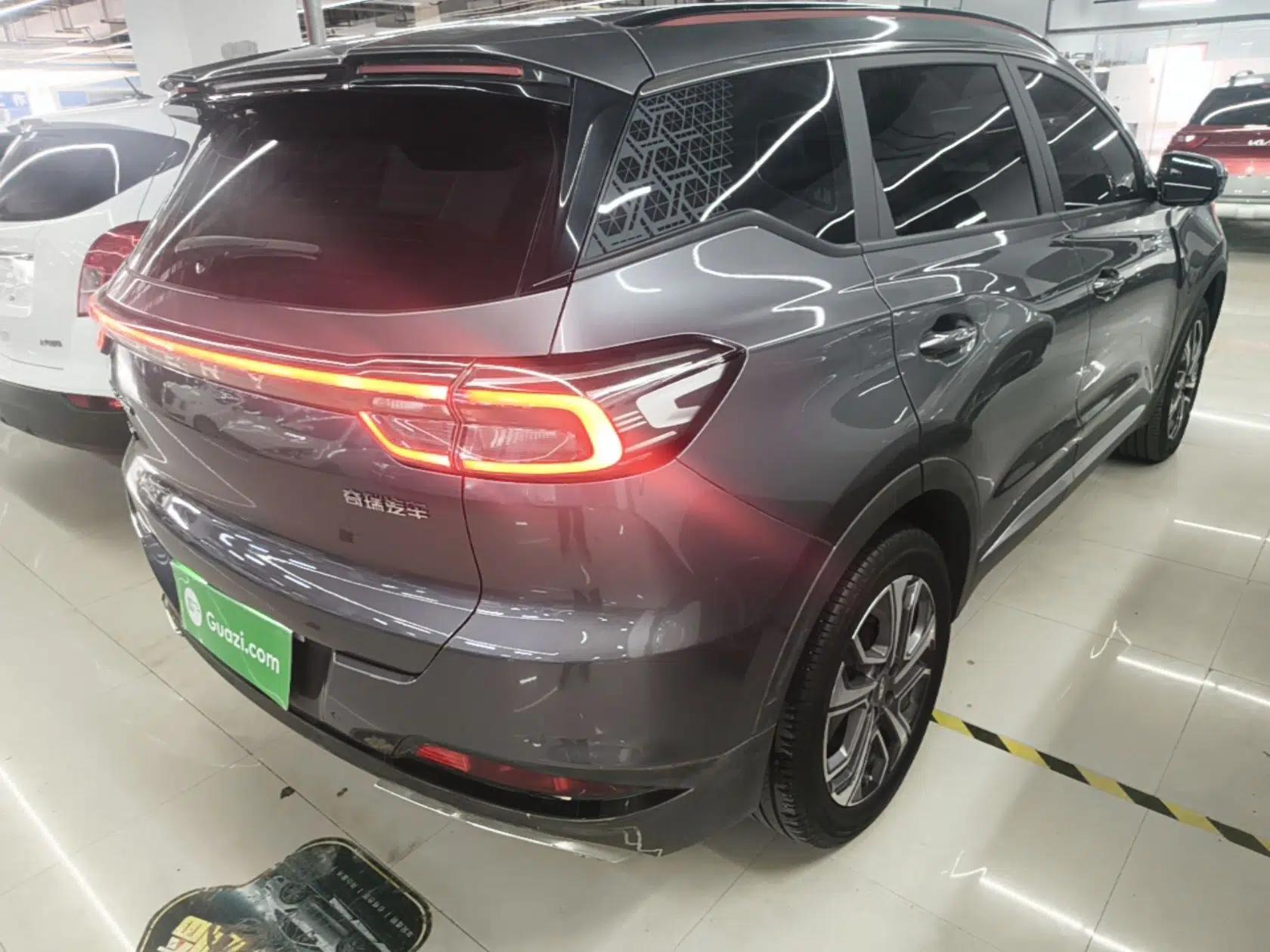 Chery Tiggo 7 PLUS 2023 Facelift 1.6 TGDI DCT Luxury Model — миниатюра 6