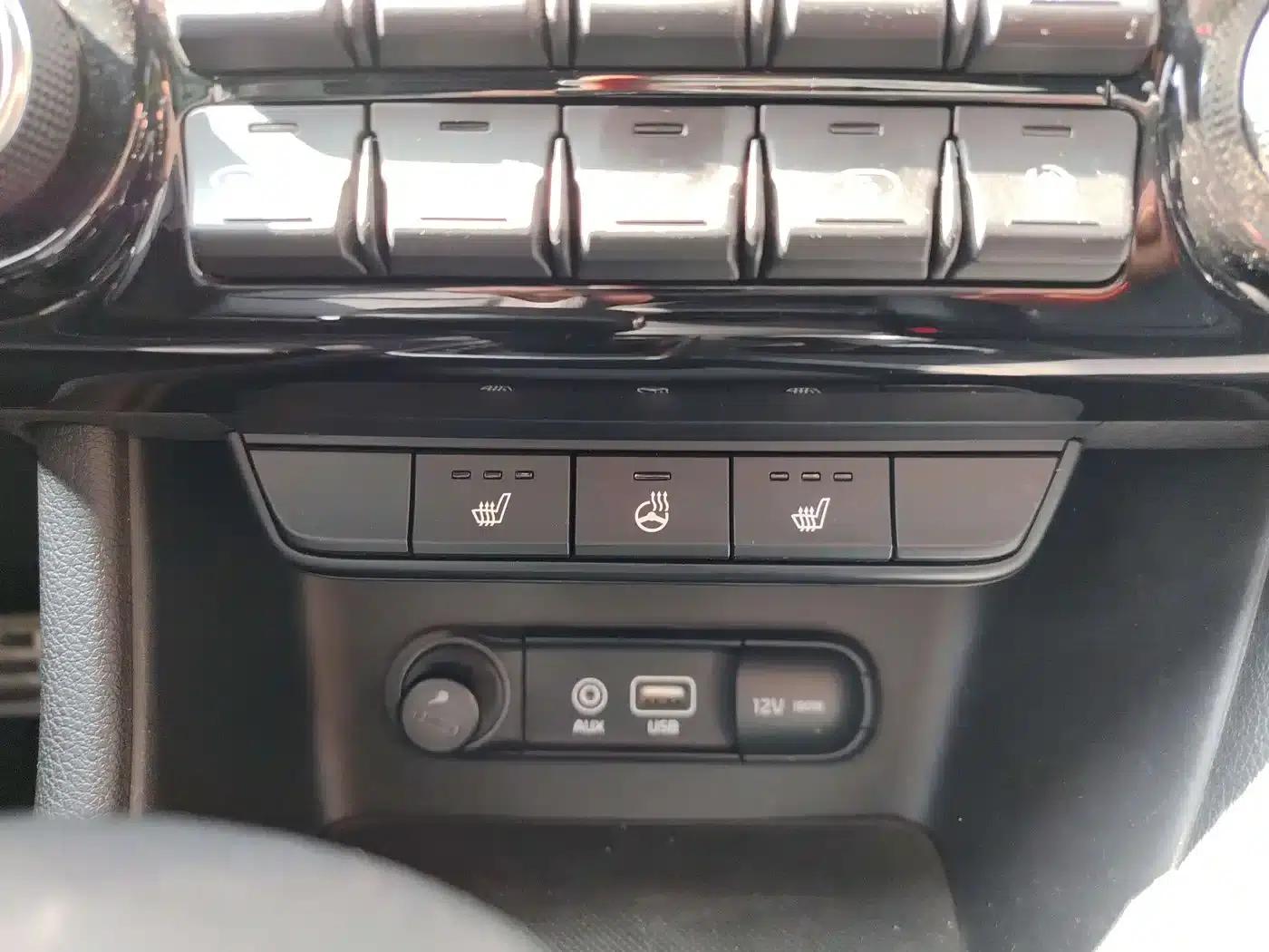 Kia KX5 2016 1.6T Automatic 2WD Premium — миниатюра 9