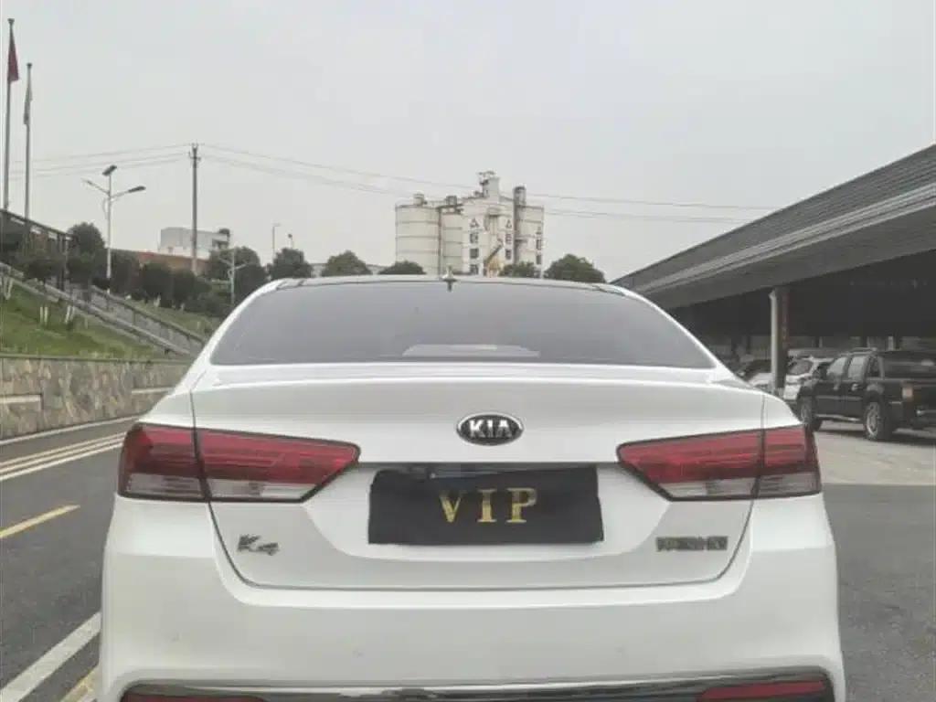 Kia K4 2015 1.8L Automatic DLX Special — миниатюра 8