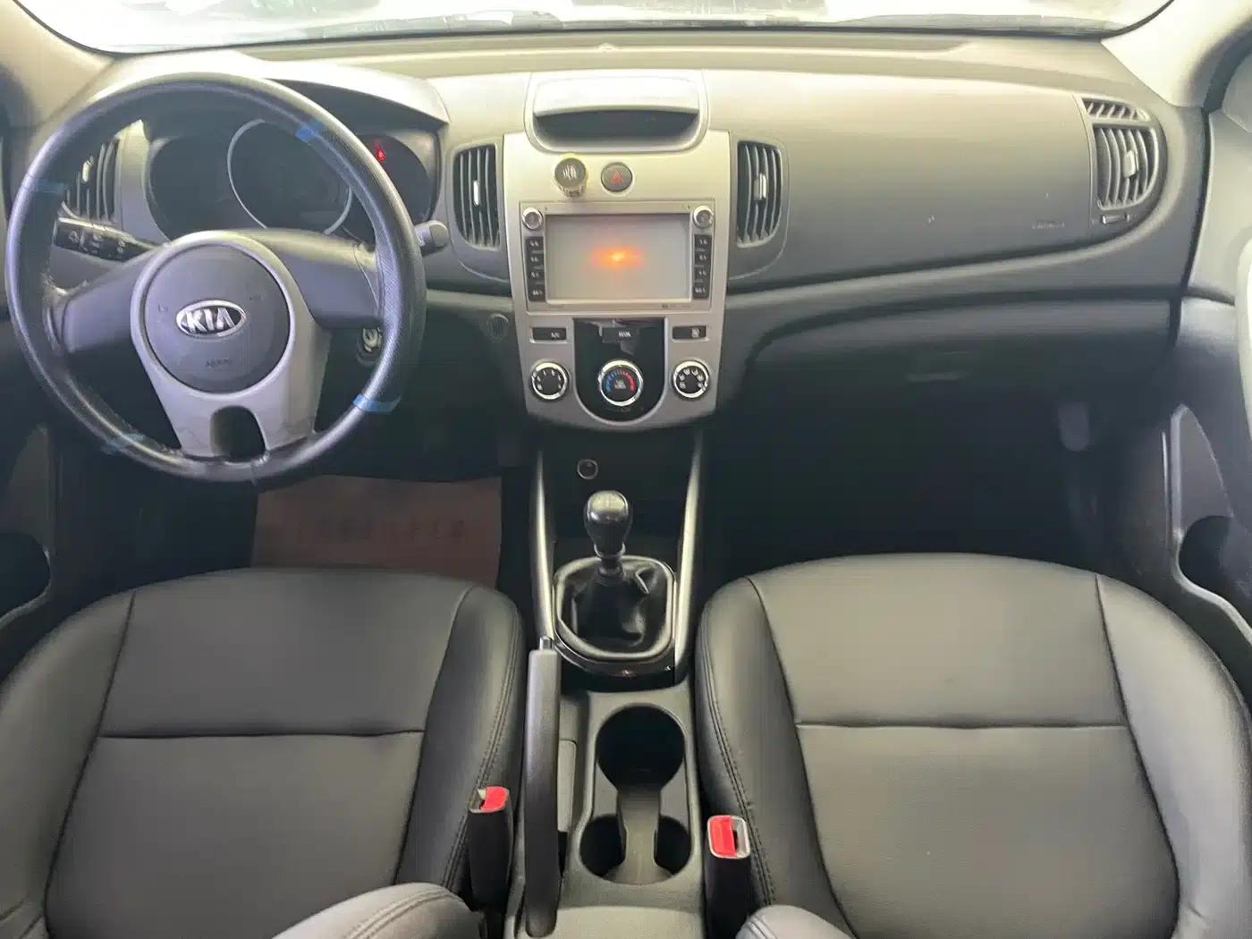 2014 Forte 1.6L MT GL — миниатюра 9